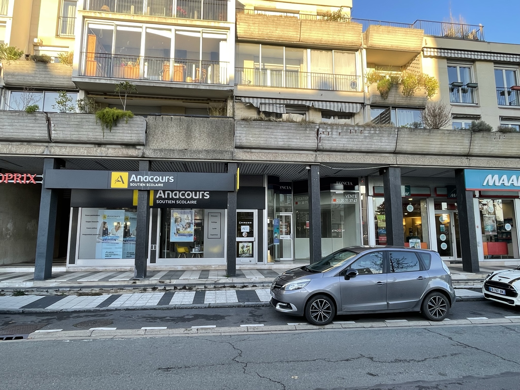 Location pure Local commercial 156 m² Chatou - 8