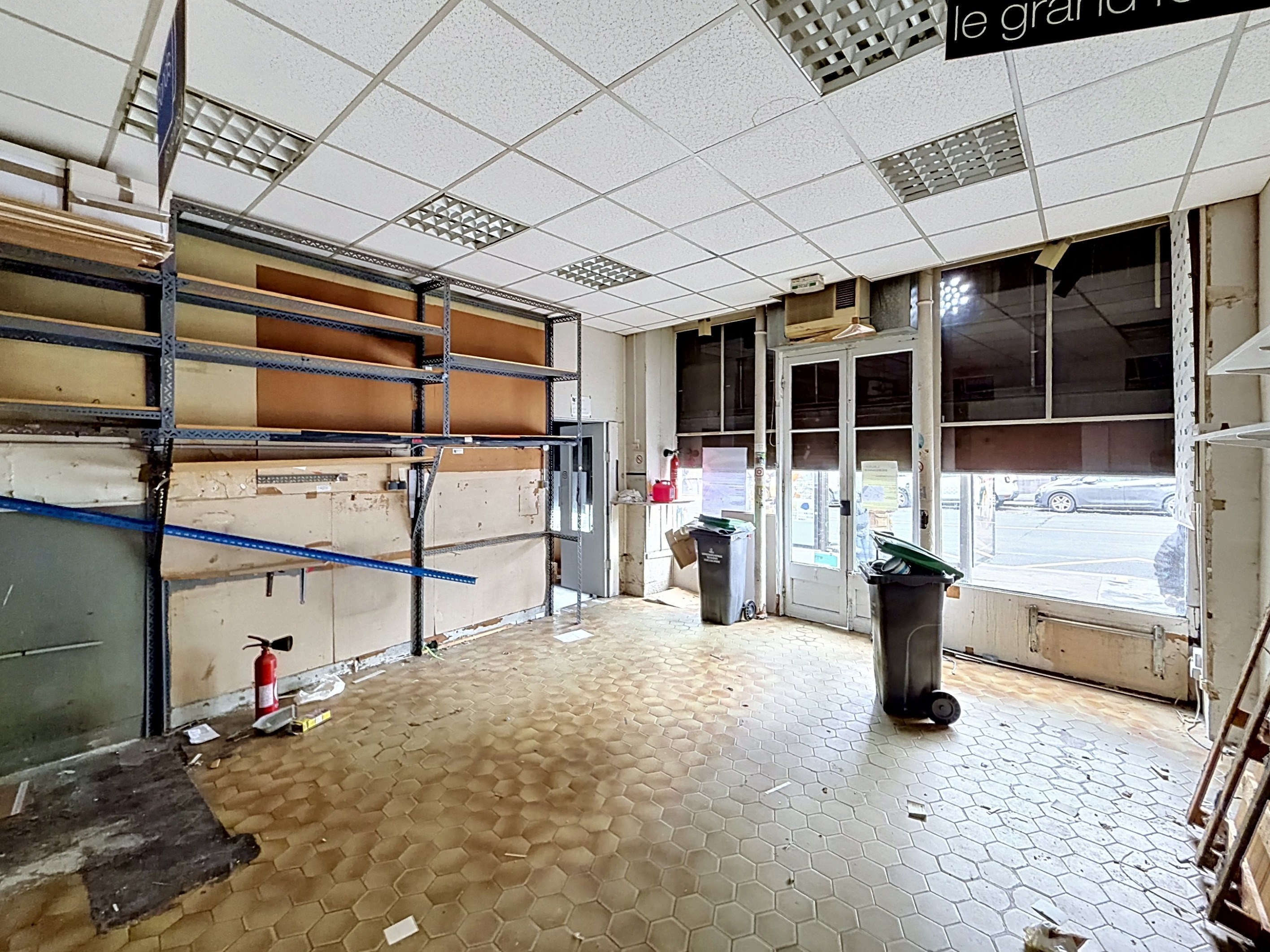 Location pure Local commercial 105 m² Paris - 3