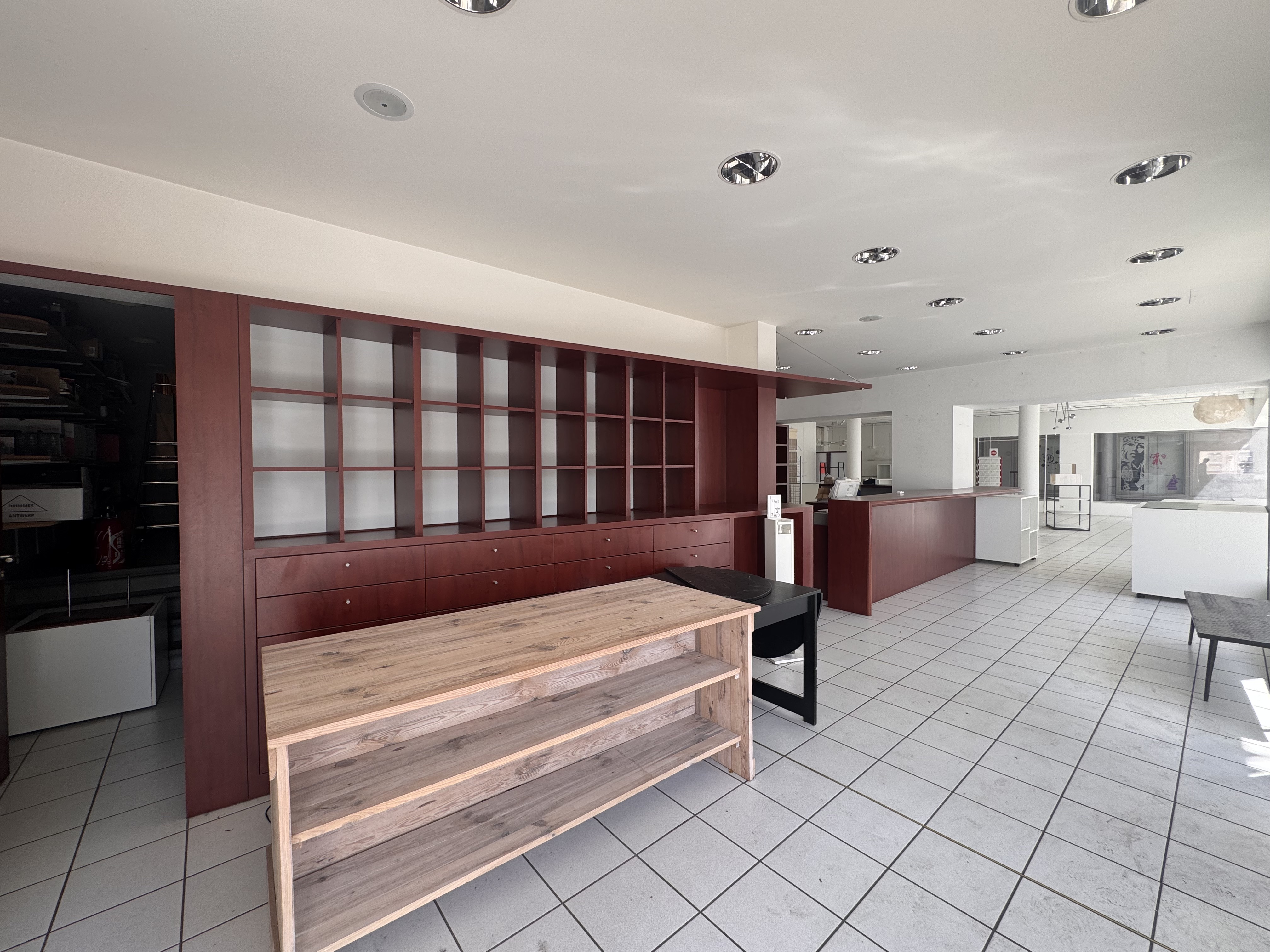 Location pure Local commercial 340 m² Mulhouse - 4