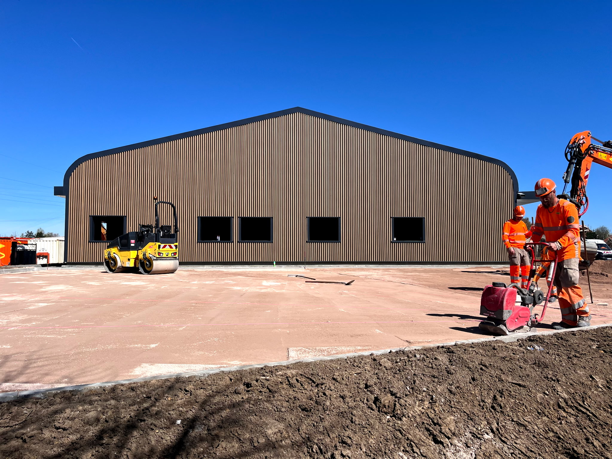 Location pure Local commercial 300 m² Aulnoye-Aymeries - 3