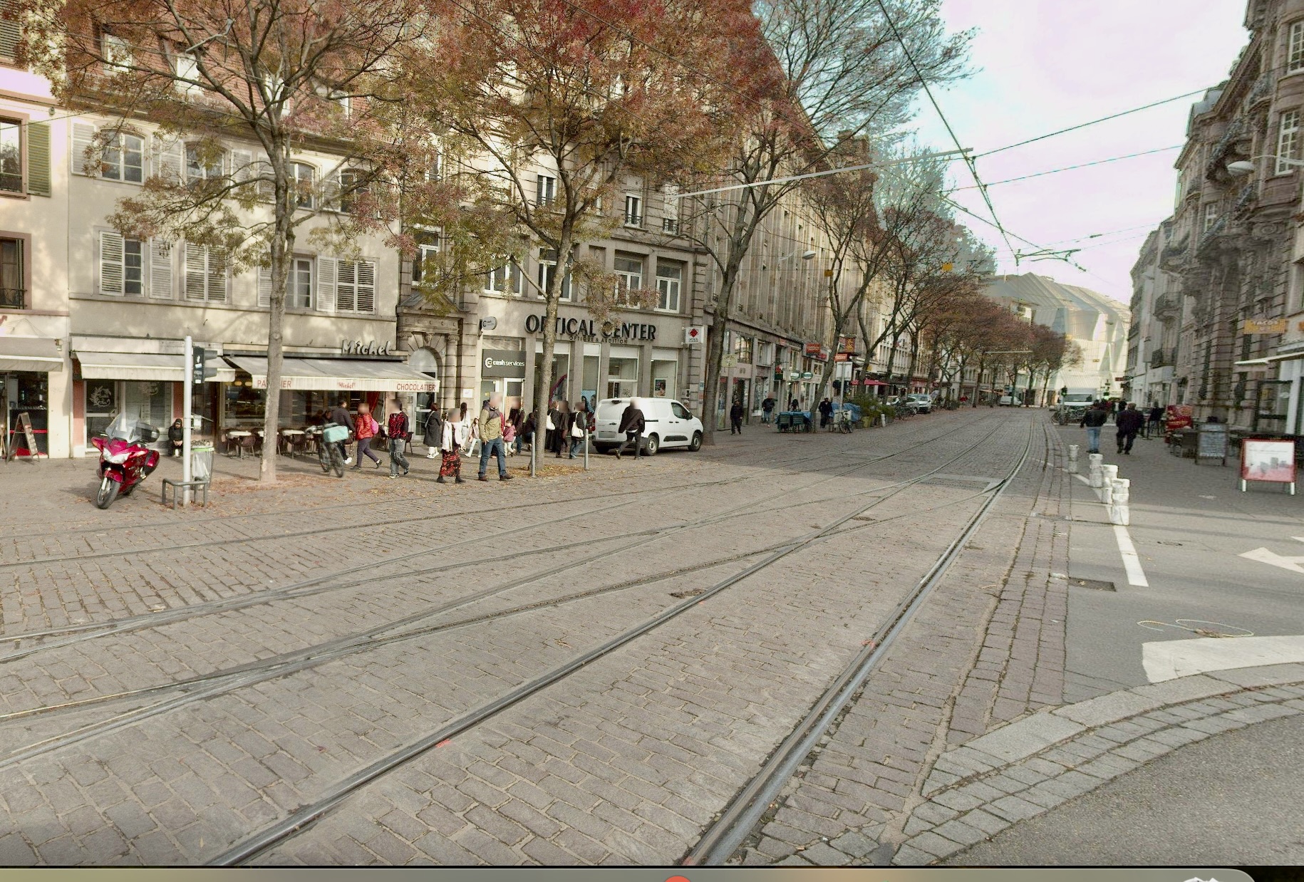 Location pure Local commercial 800 m² Strasbourg