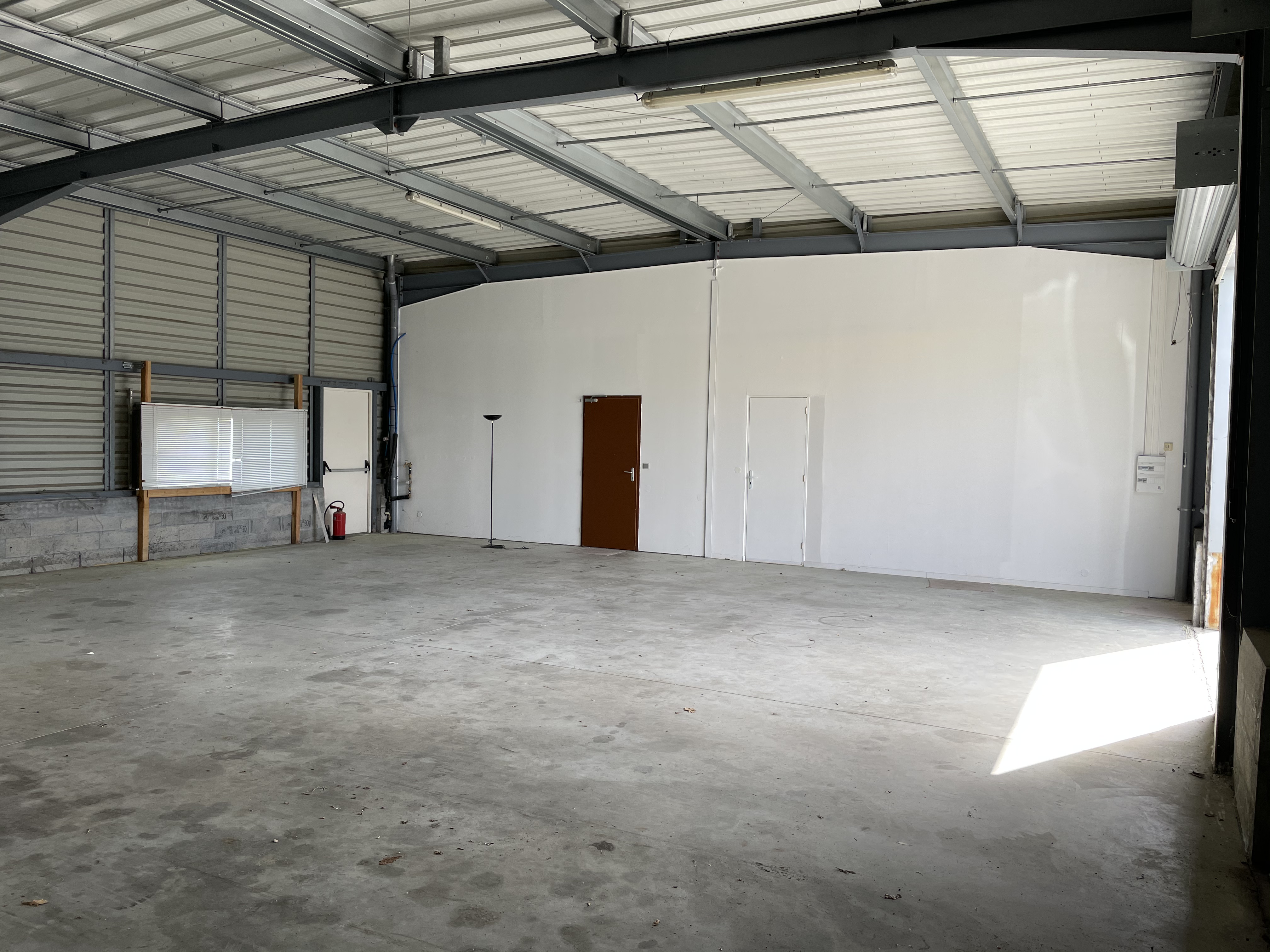 Vente de murs occupés Entrepôt 480 m² La Teste-de-Buch - 4