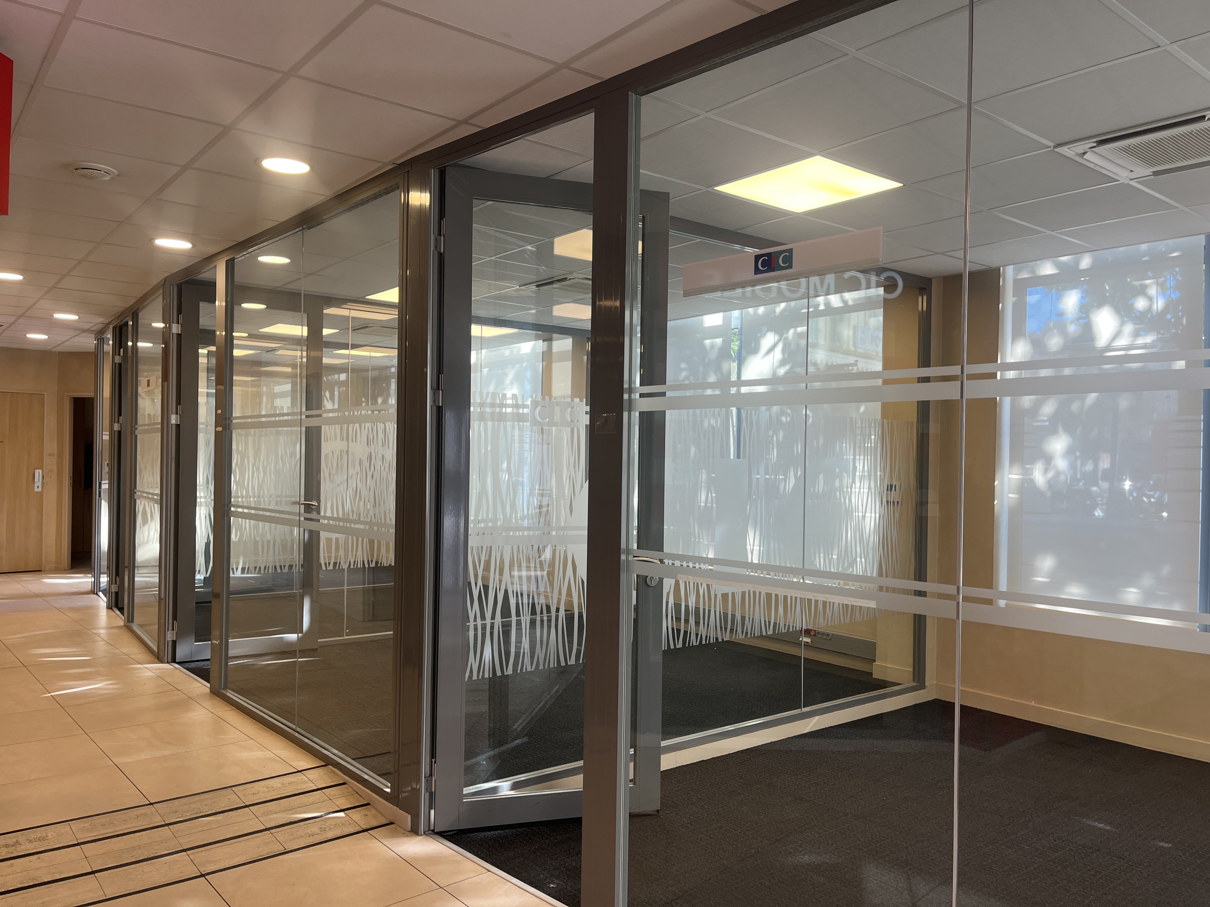Location pure Local commercial 166 m² Cagnes-sur-Mer - 4