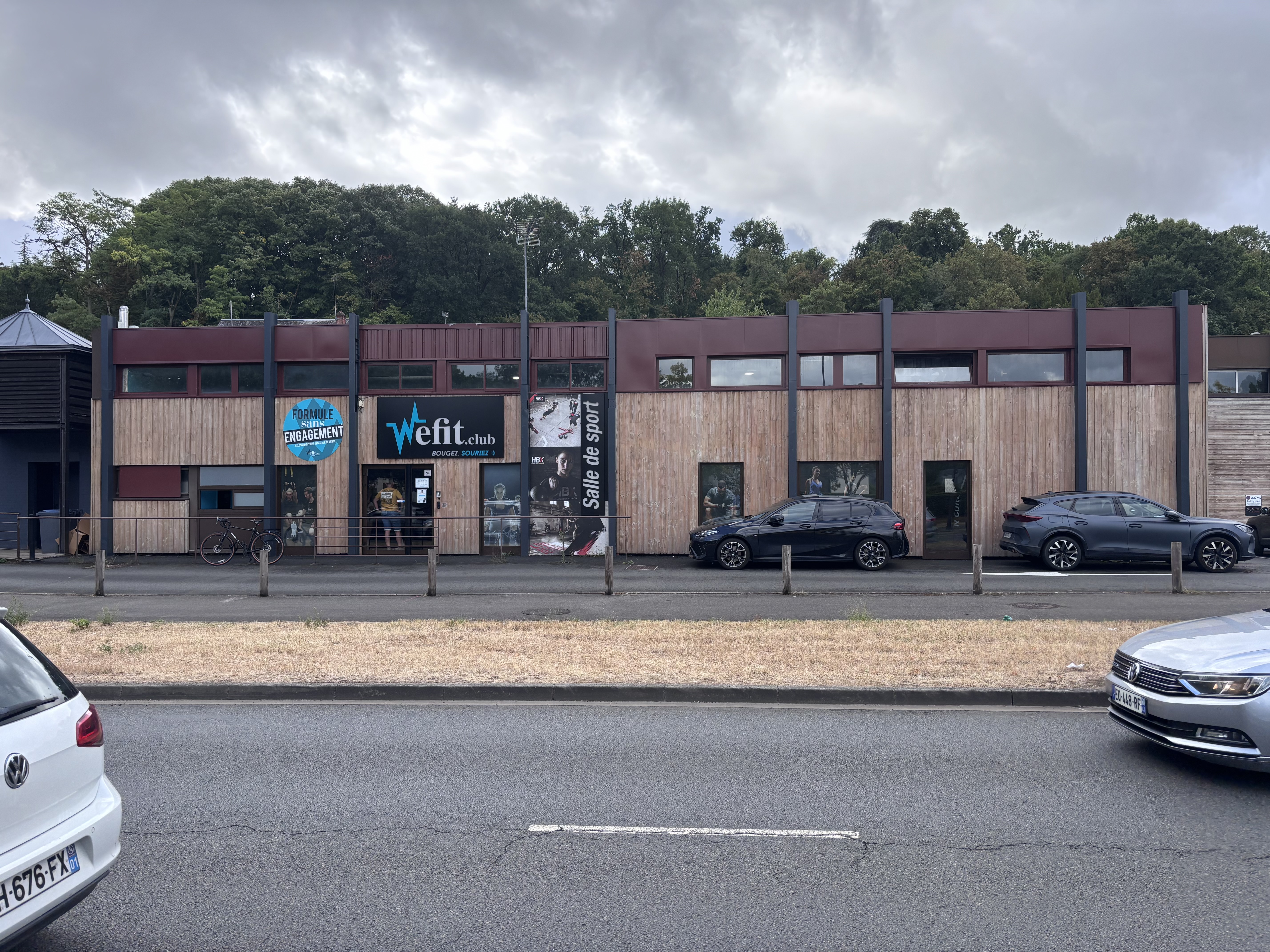 Location pure Local commercial 435 m² Saint-Avertin