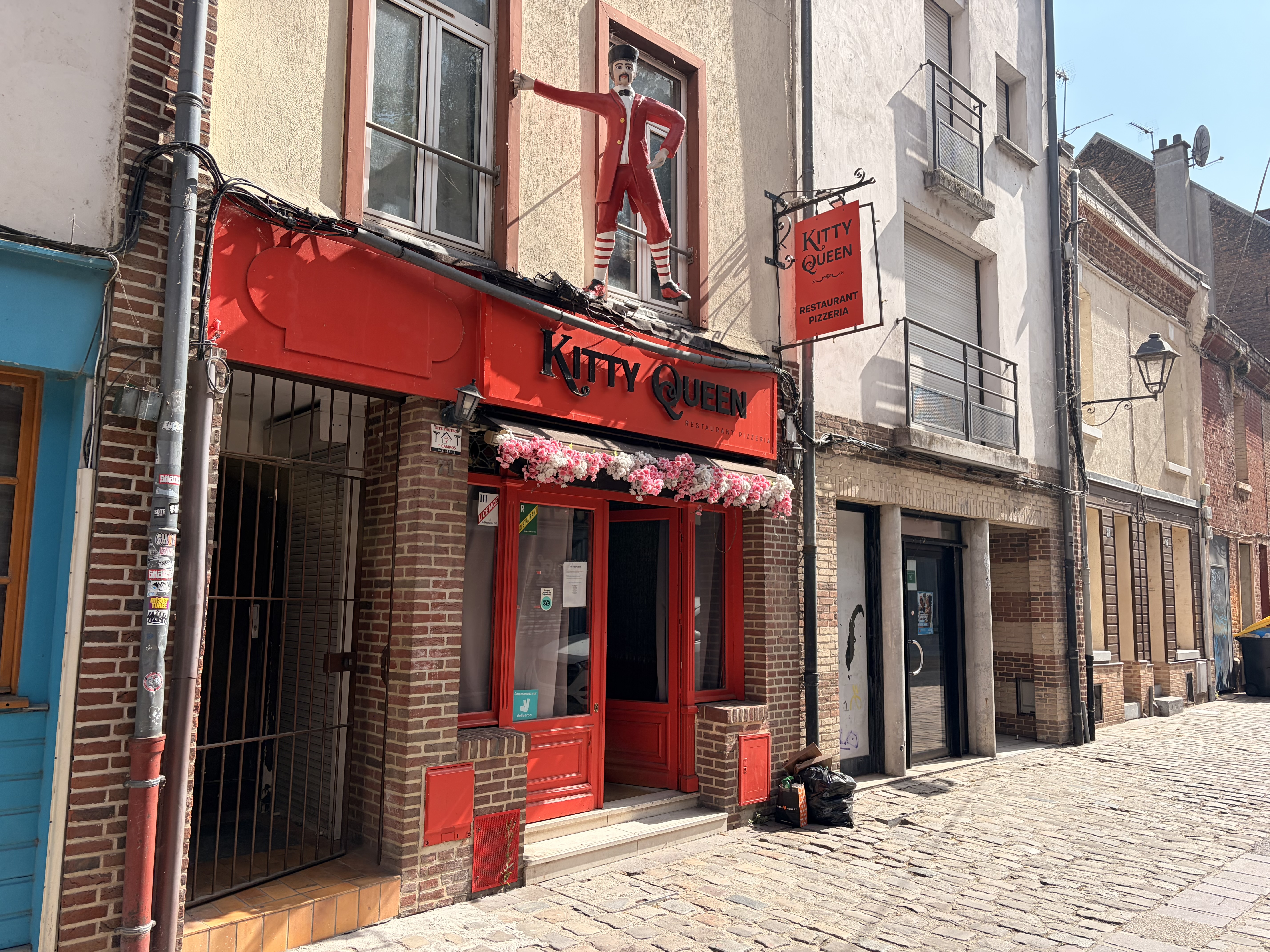 Location pure Local commercial 74 m² Amiens