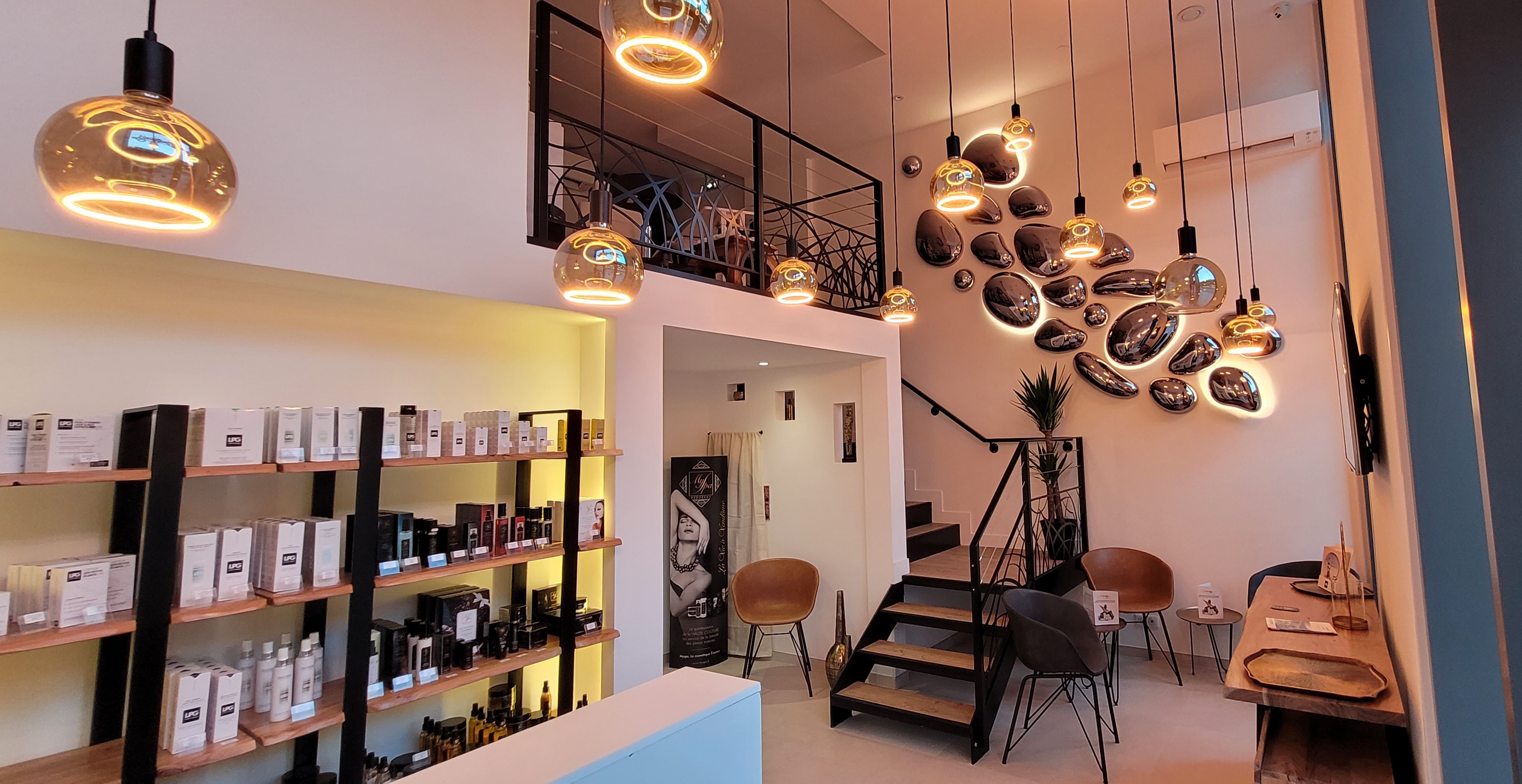 Vente de fonds de commerce Local commercial 135 m² Nice