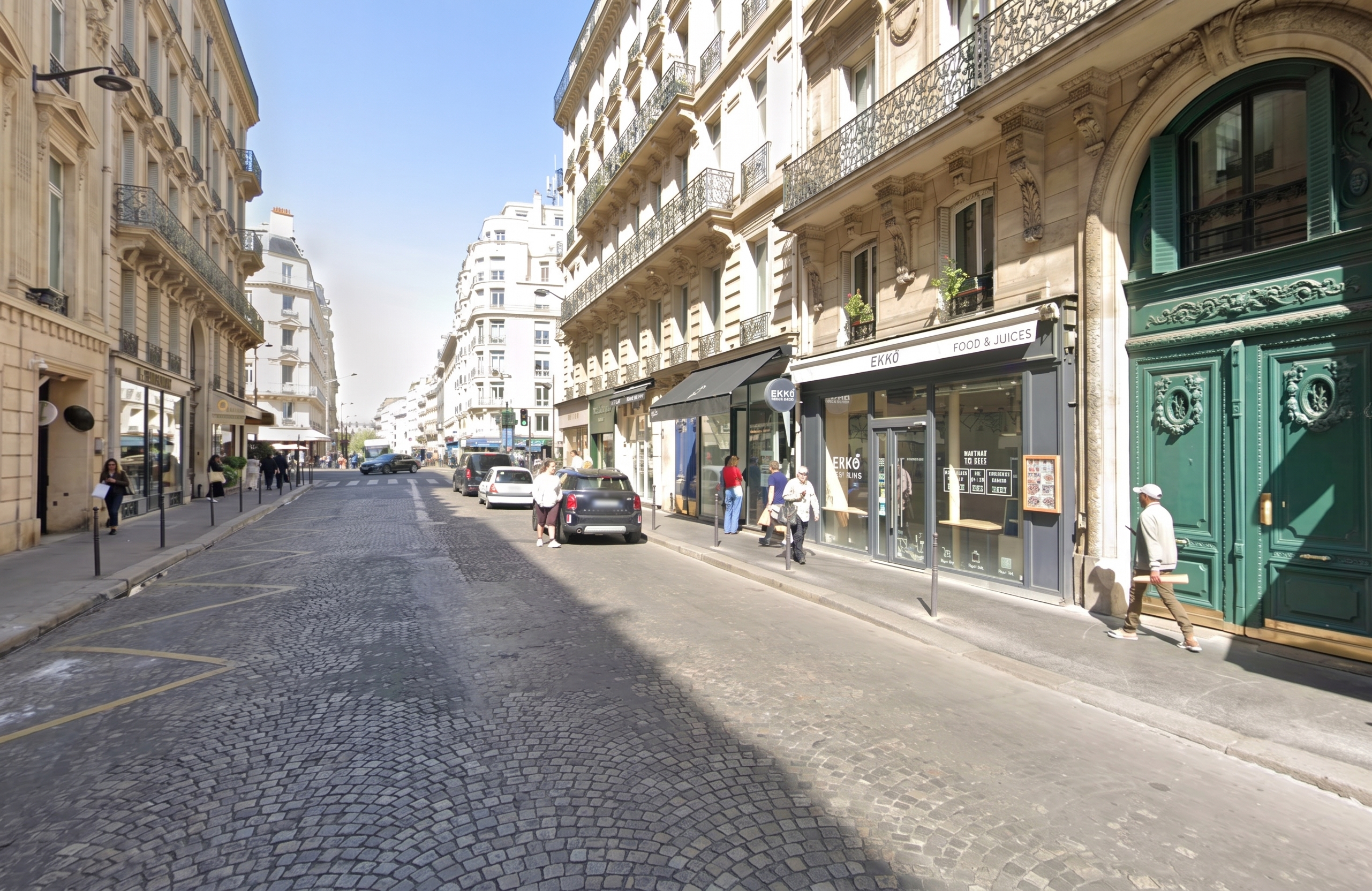 Location pure Local commercial 70 m² Paris 8e