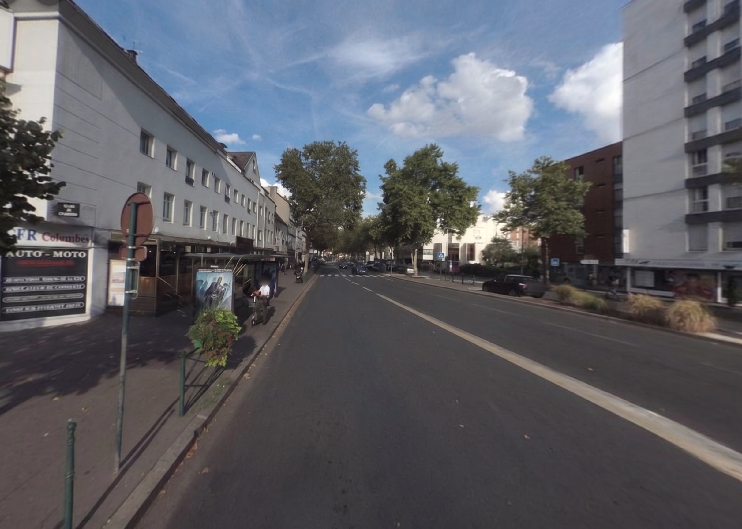 Location avec droit d'entrée Local commercial 200 m² Colombes