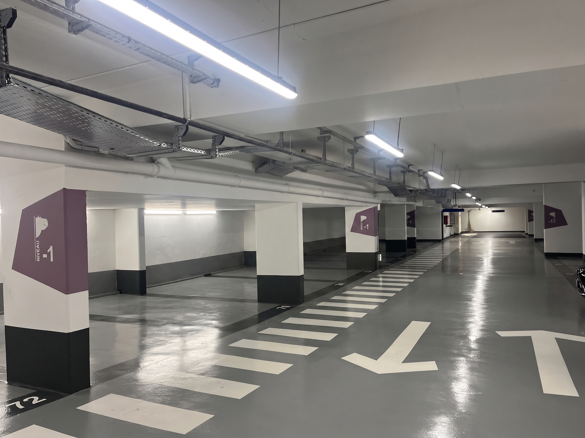 Vente de murs libres Local commercial 180 m² Saint-Laurent-du-Var - 2