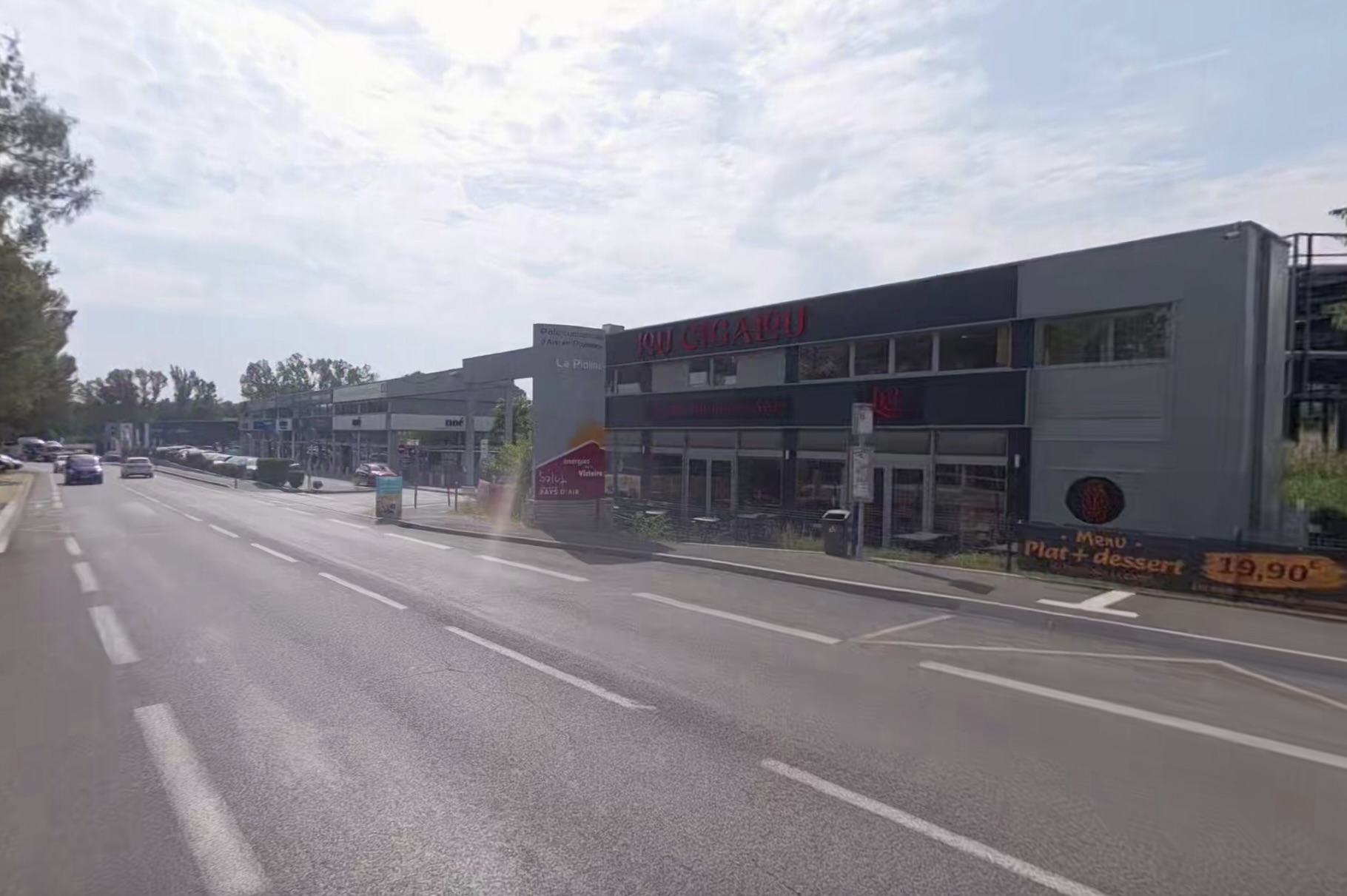 Location pure Local commercial 274 m² Aix-en-Provence