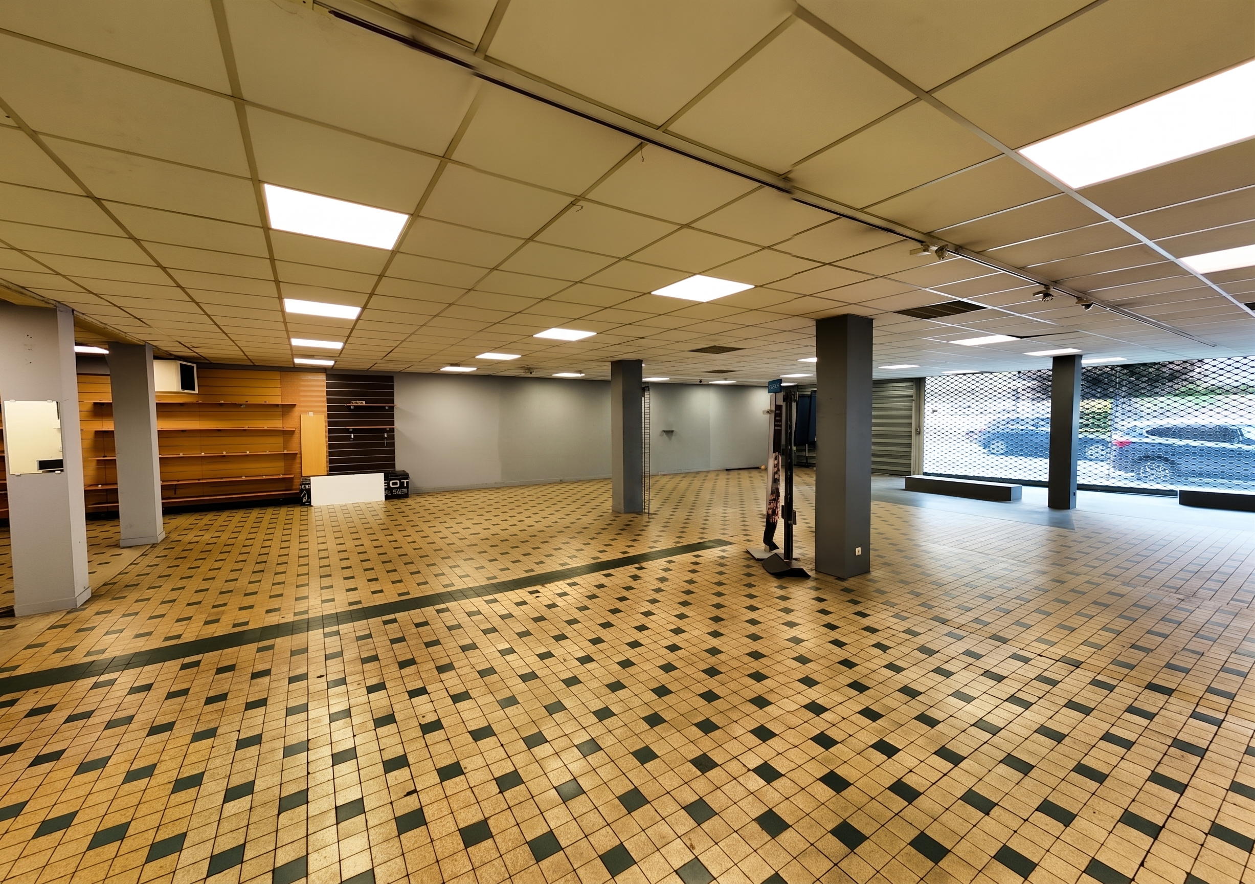Location avec droit d'entrée Local commercial 500 m² Libourne - 3
