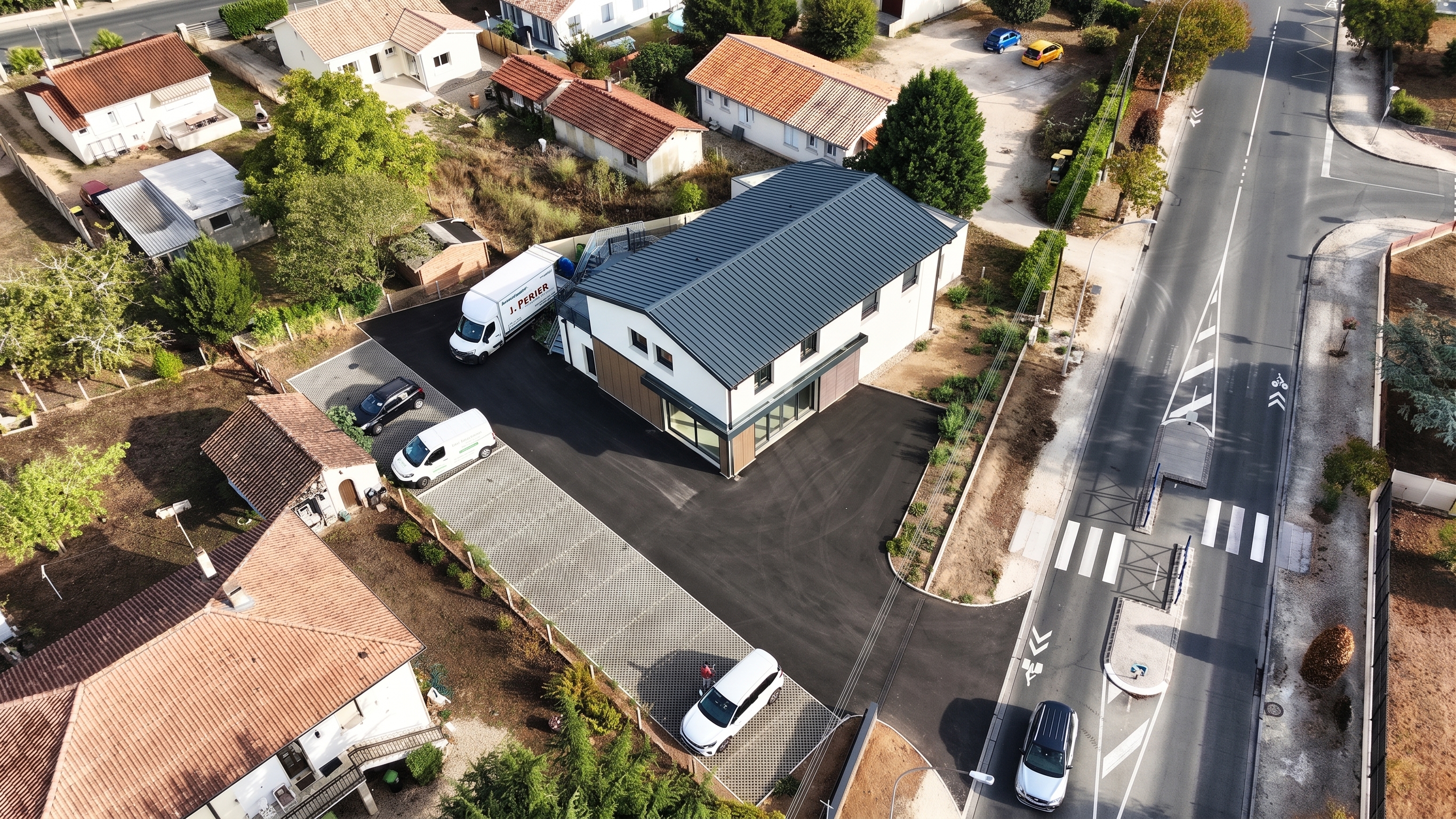 Location pure Local commercial 150 m² Coutras - 2