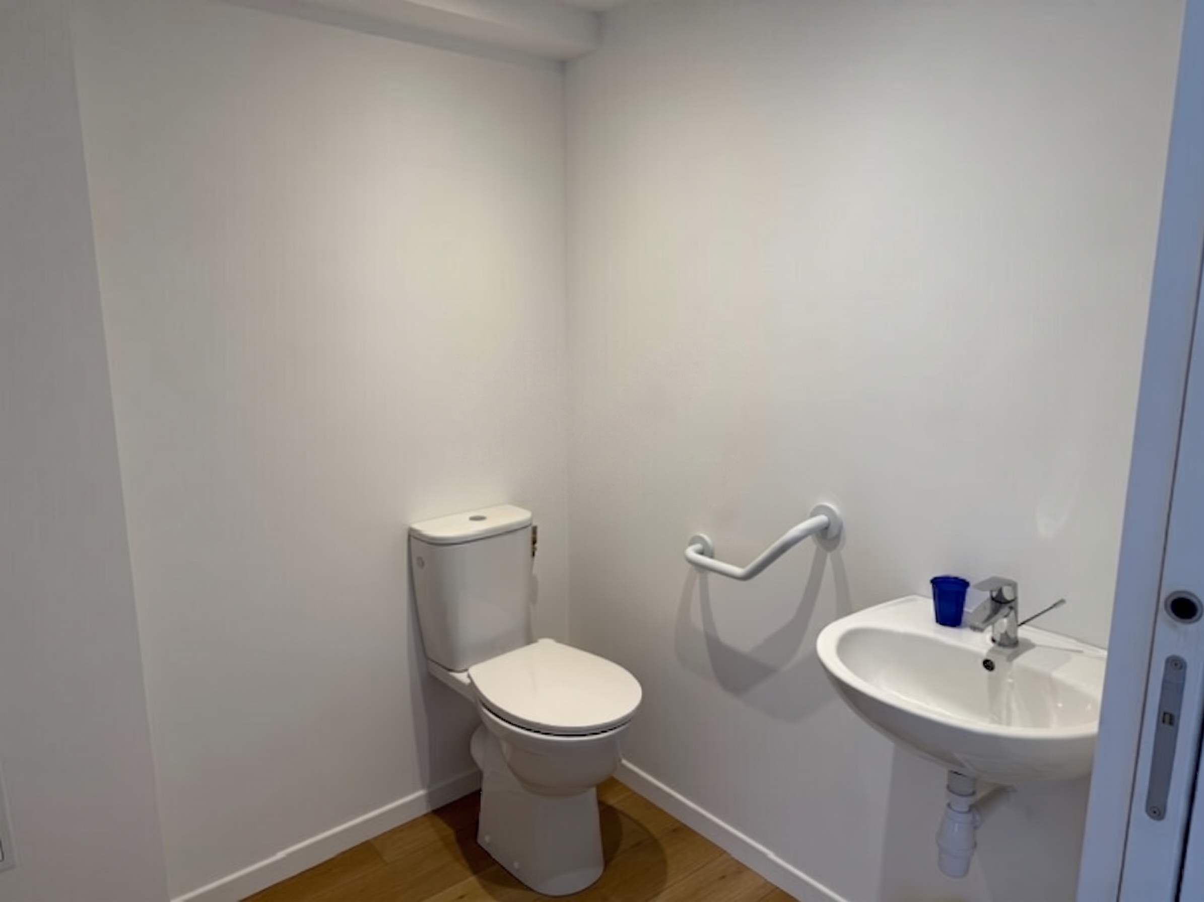 Location pure Local commercial 80 m² Bordeaux - 5