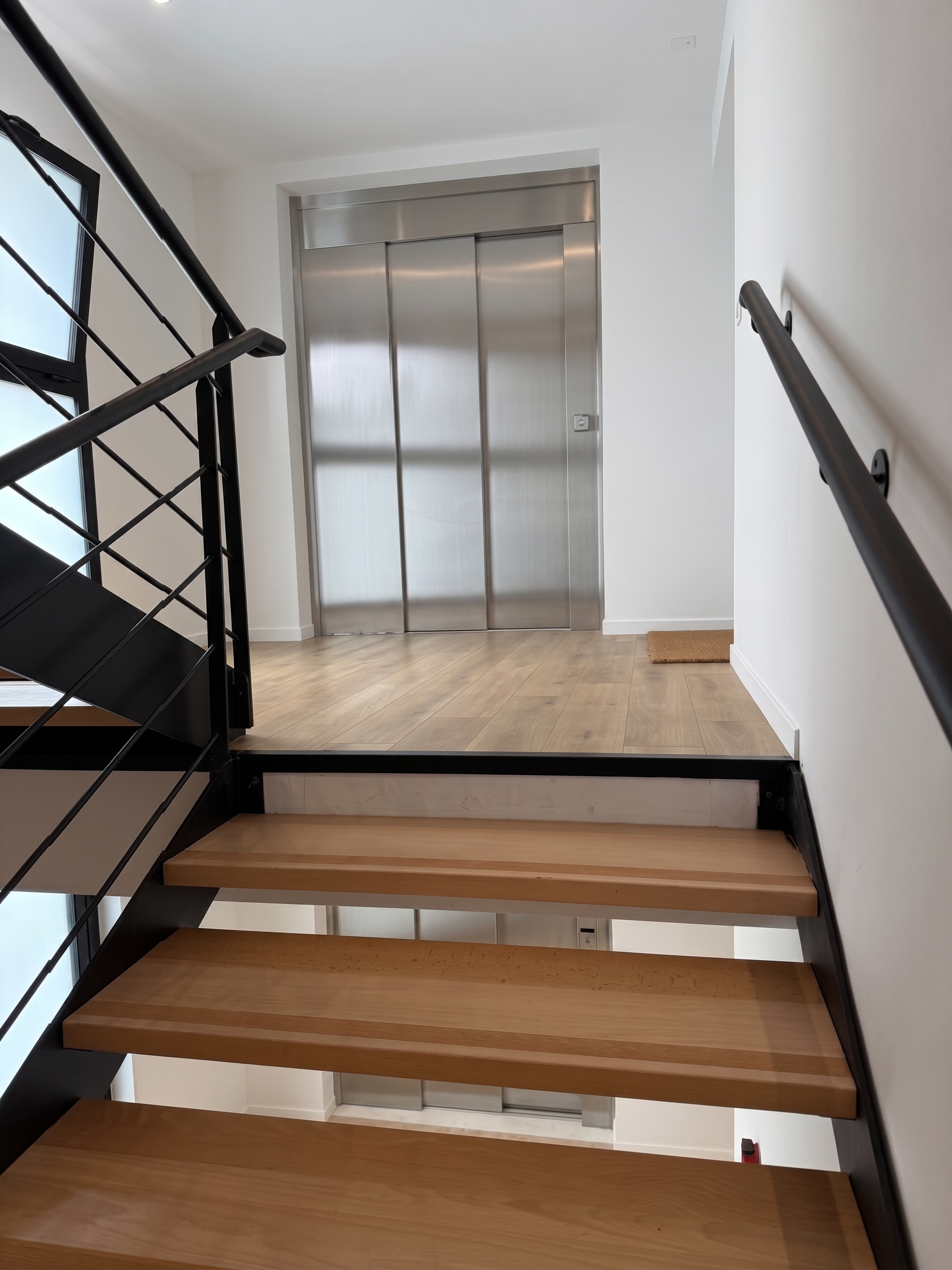 Location pure Local commercial 80 m² Bordeaux - 6