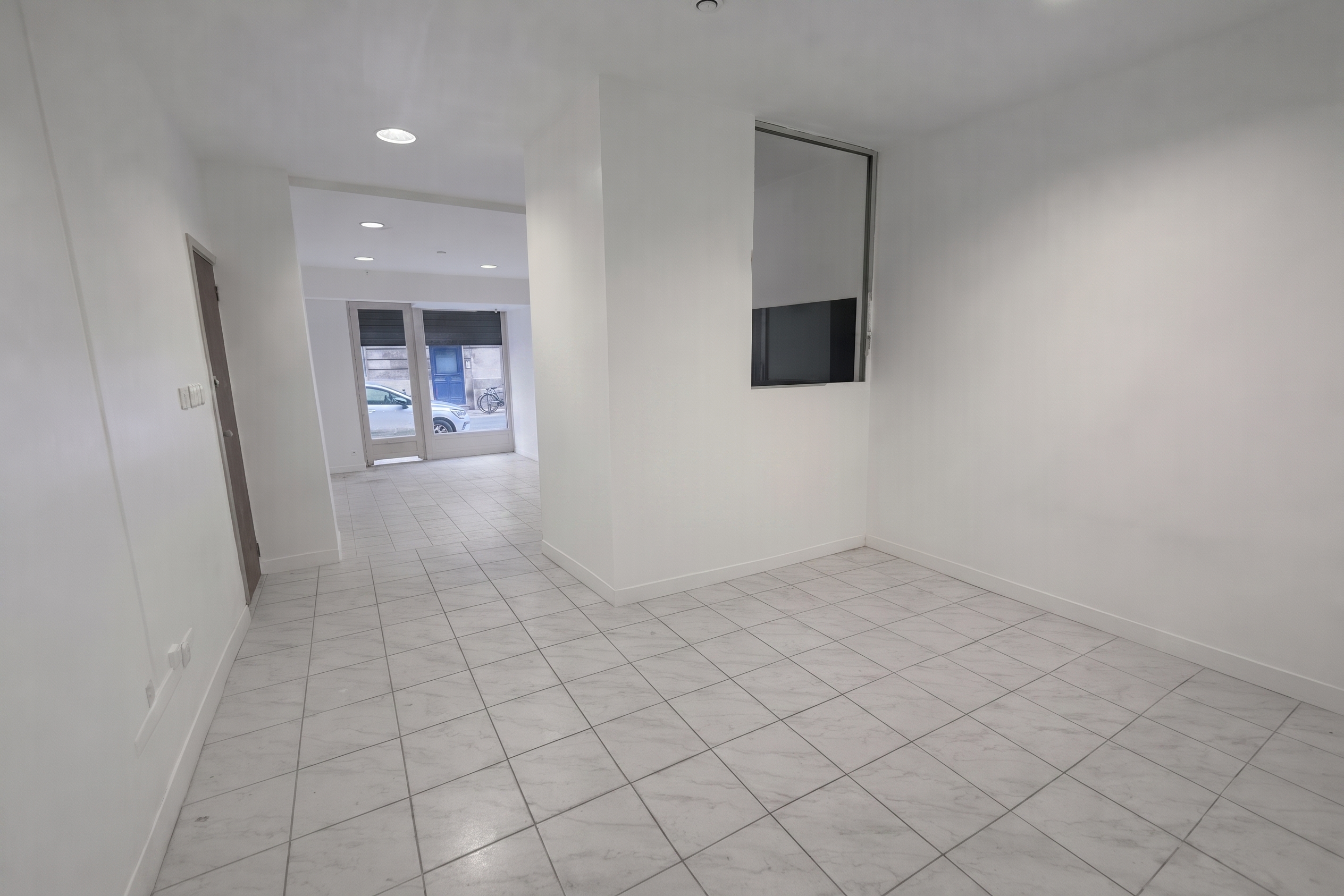 Location pure Local commercial 35 m² Bordeaux