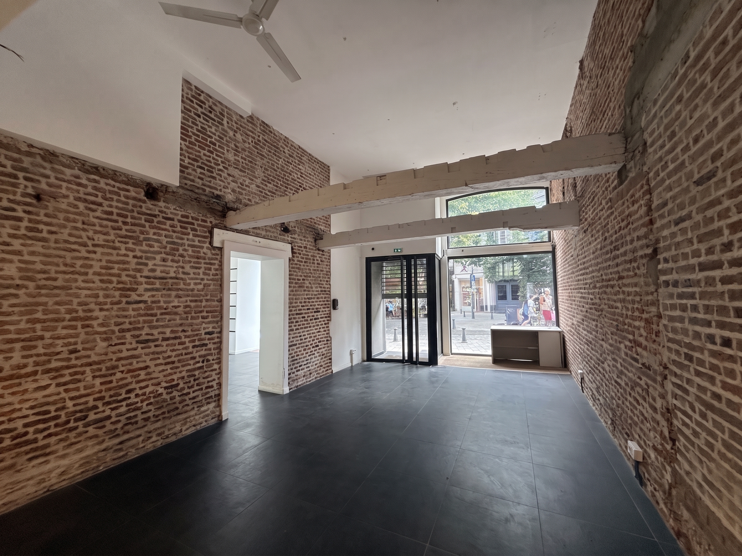 Location pure Local commercial 56 m² Lille - 8