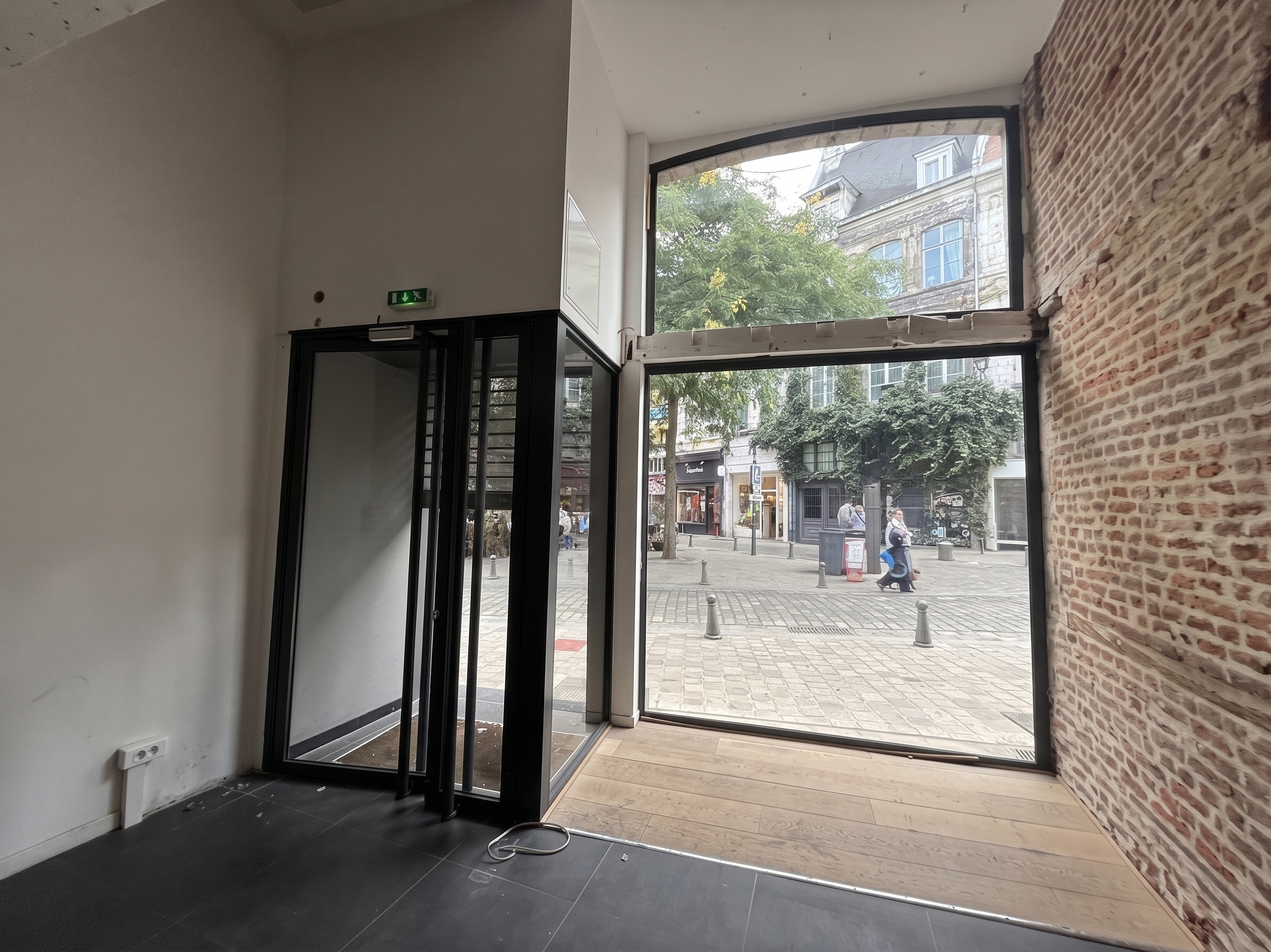 Location pure Local commercial 56 m² Lille - 9