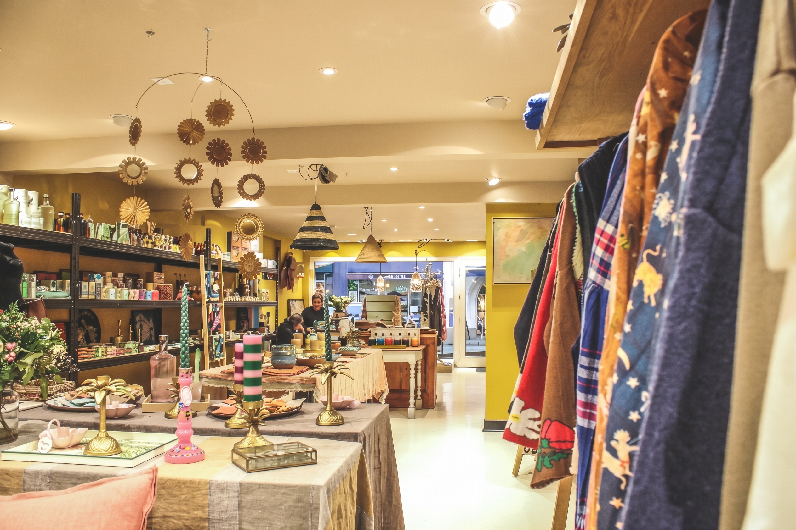 Location pure Local commercial 75 m² La Madeleine - 2