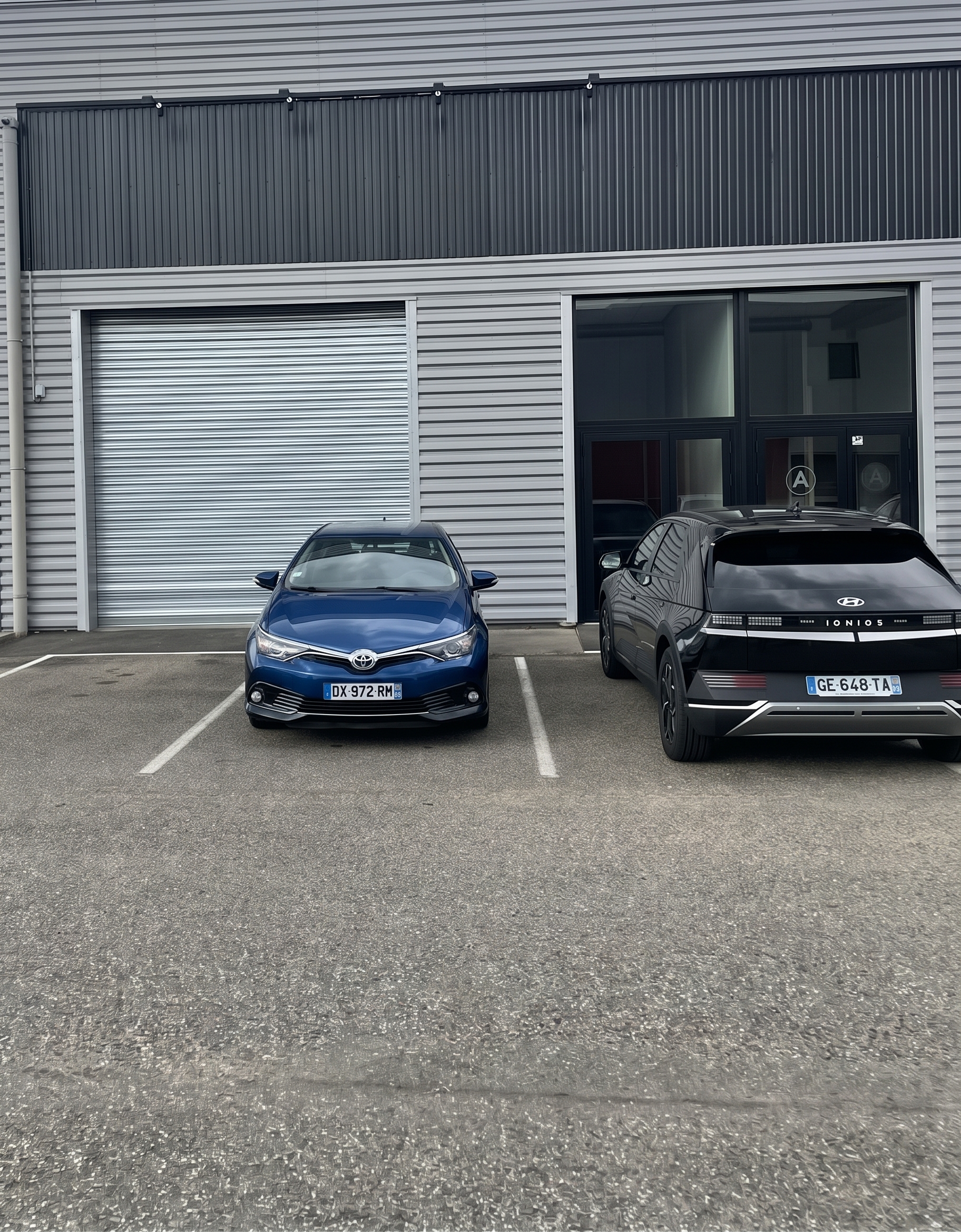 Location pure Local commercial 230 m² Boé - 3