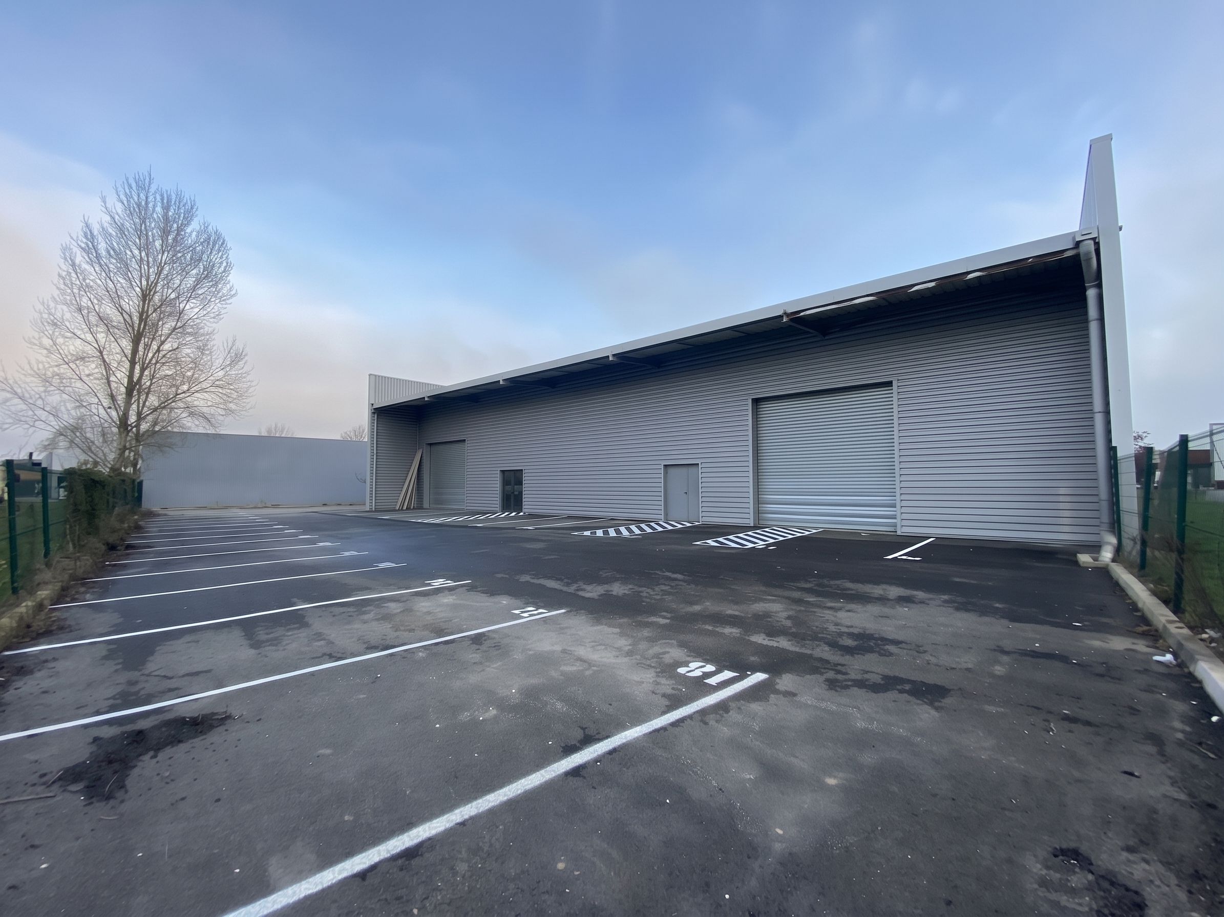 Location pure Local commercial 230 m² Boé - 8
