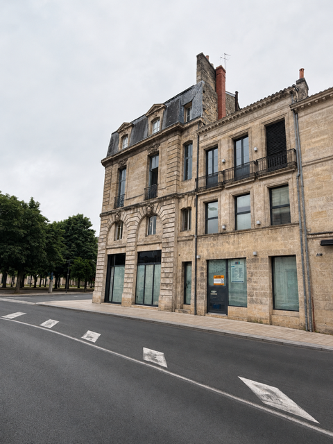 Location Bureaux 226 m² Bordeaux