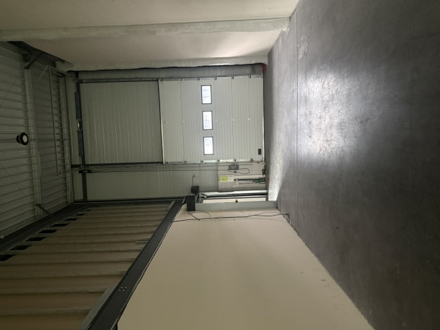 Vente de murs libres Entrepôt 416 m² Voreppe - 7