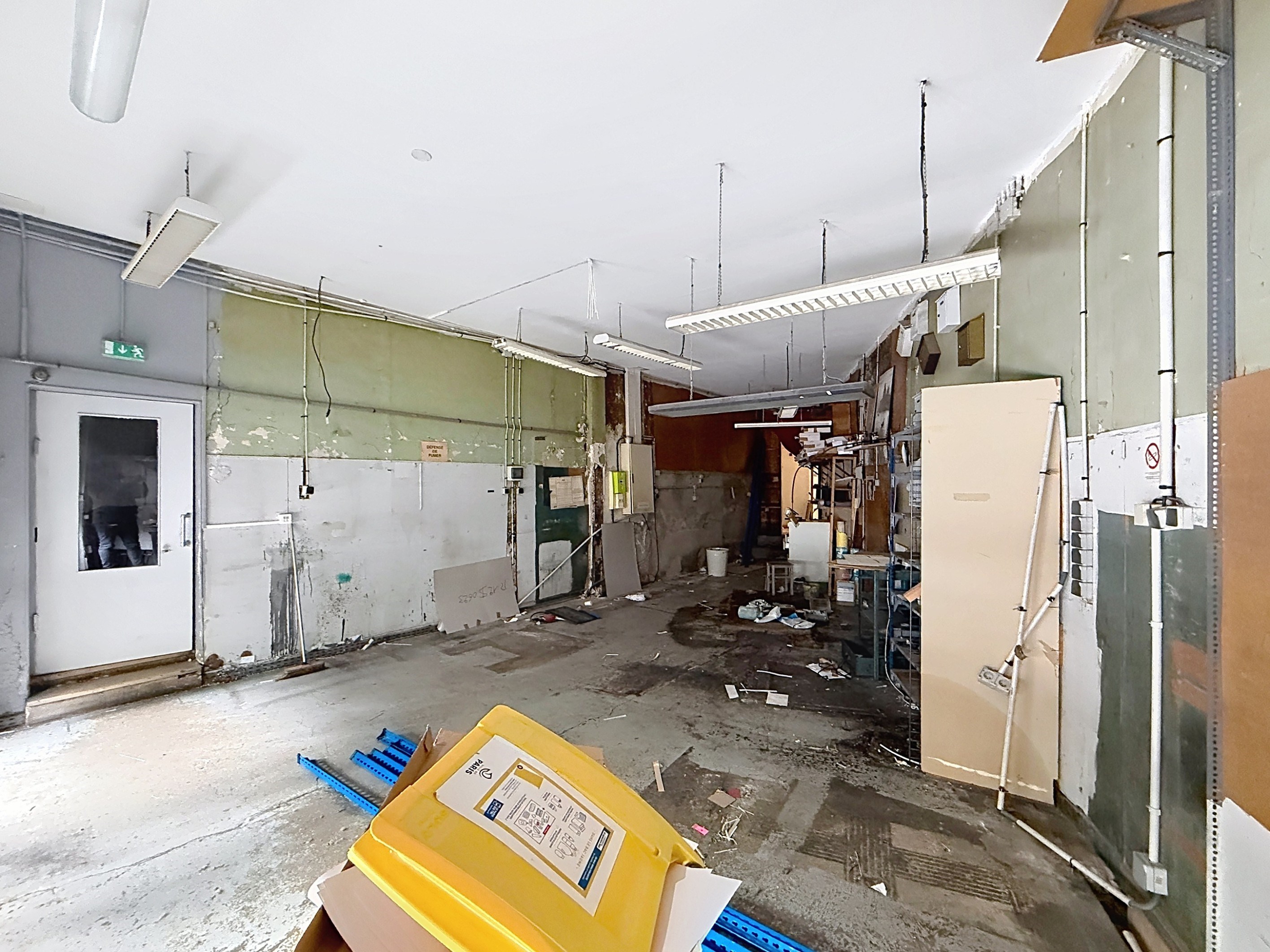 Location pure Local commercial 105 m² Paris