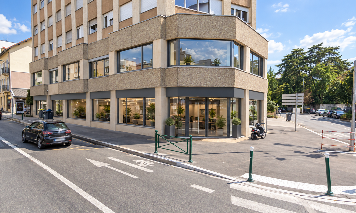 Location pure Local commercial 380 m² Annemasse