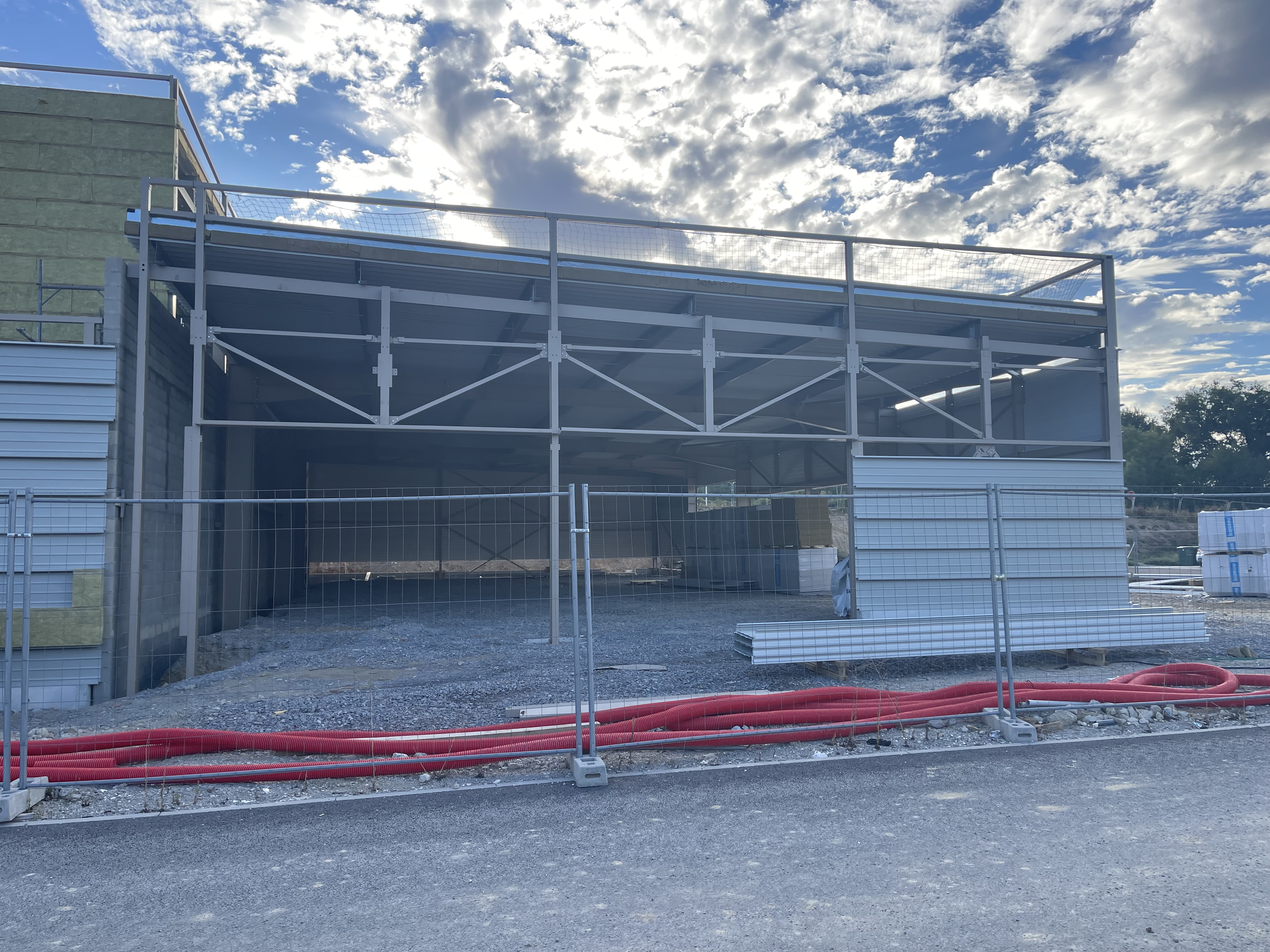 Location pure Local commercial 475 m² Couzeix - 3