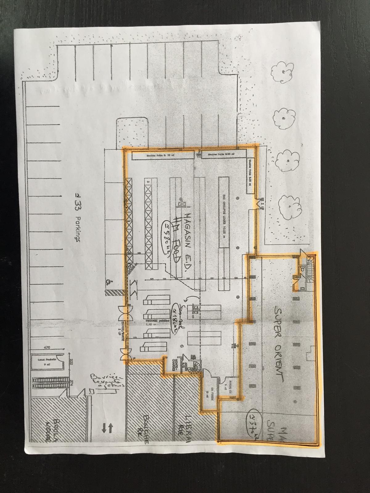 Location pure Local commercial 760 m² Vitry-sur-Seine - 3
