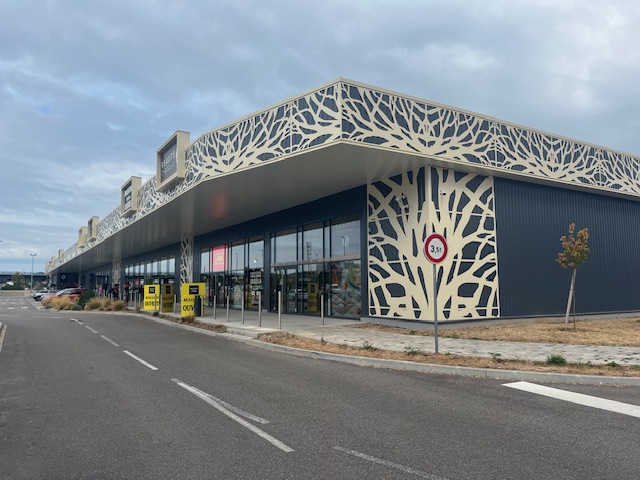 Location pure Local commercial 320 m² Kingersheim - 2