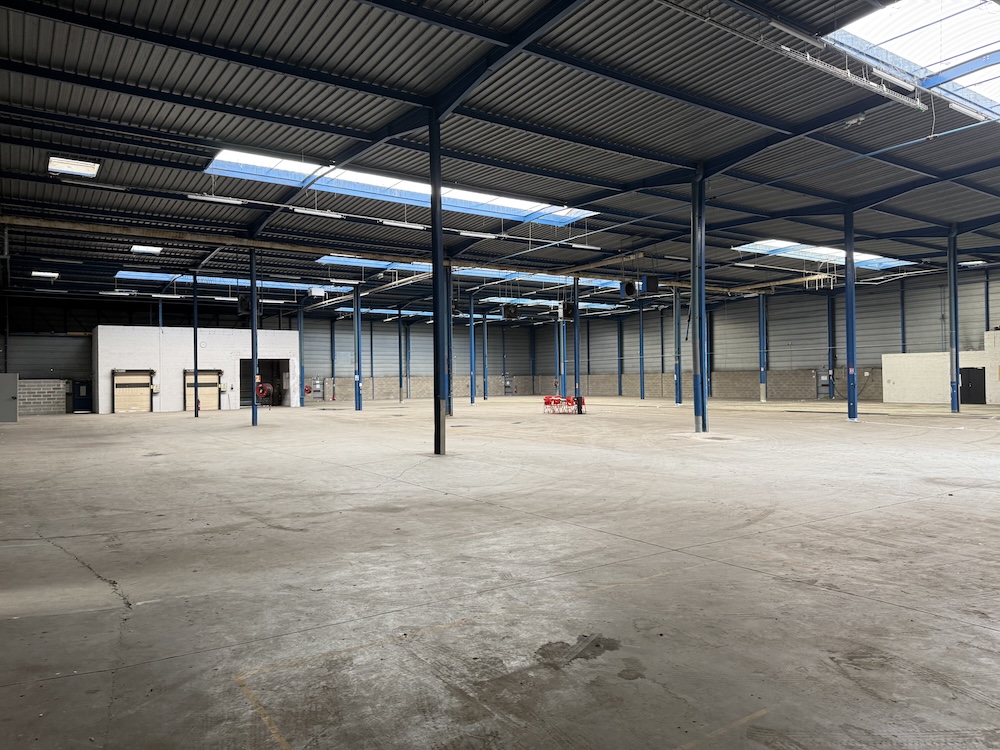 Location Entrepôt 4 708 m² Saint-Étienne-du-Rouvray - 3