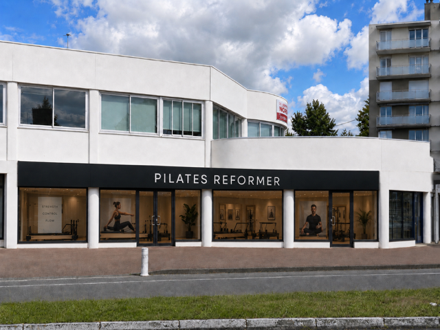 Location pure Local commercial 215 m² Mérignac - 2