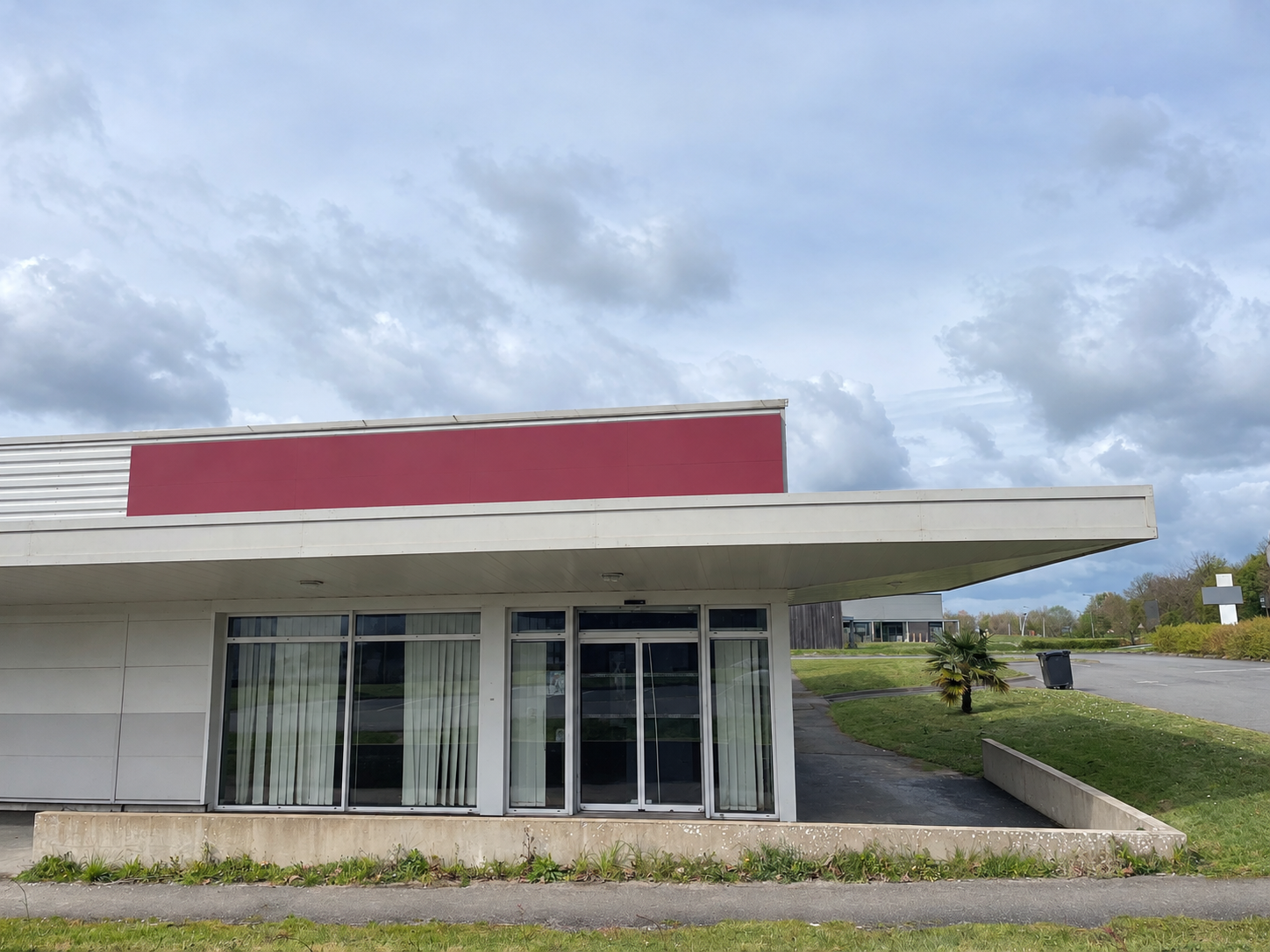 Location pure Local commercial 380 m² Vitré