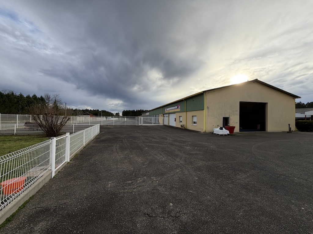 Vente de murs libres Entrepôt 5 400 m² Saint-Julien-en-Born - 7