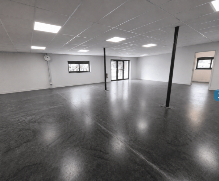 Location Entrepôt 600 m² Le Teich - 3