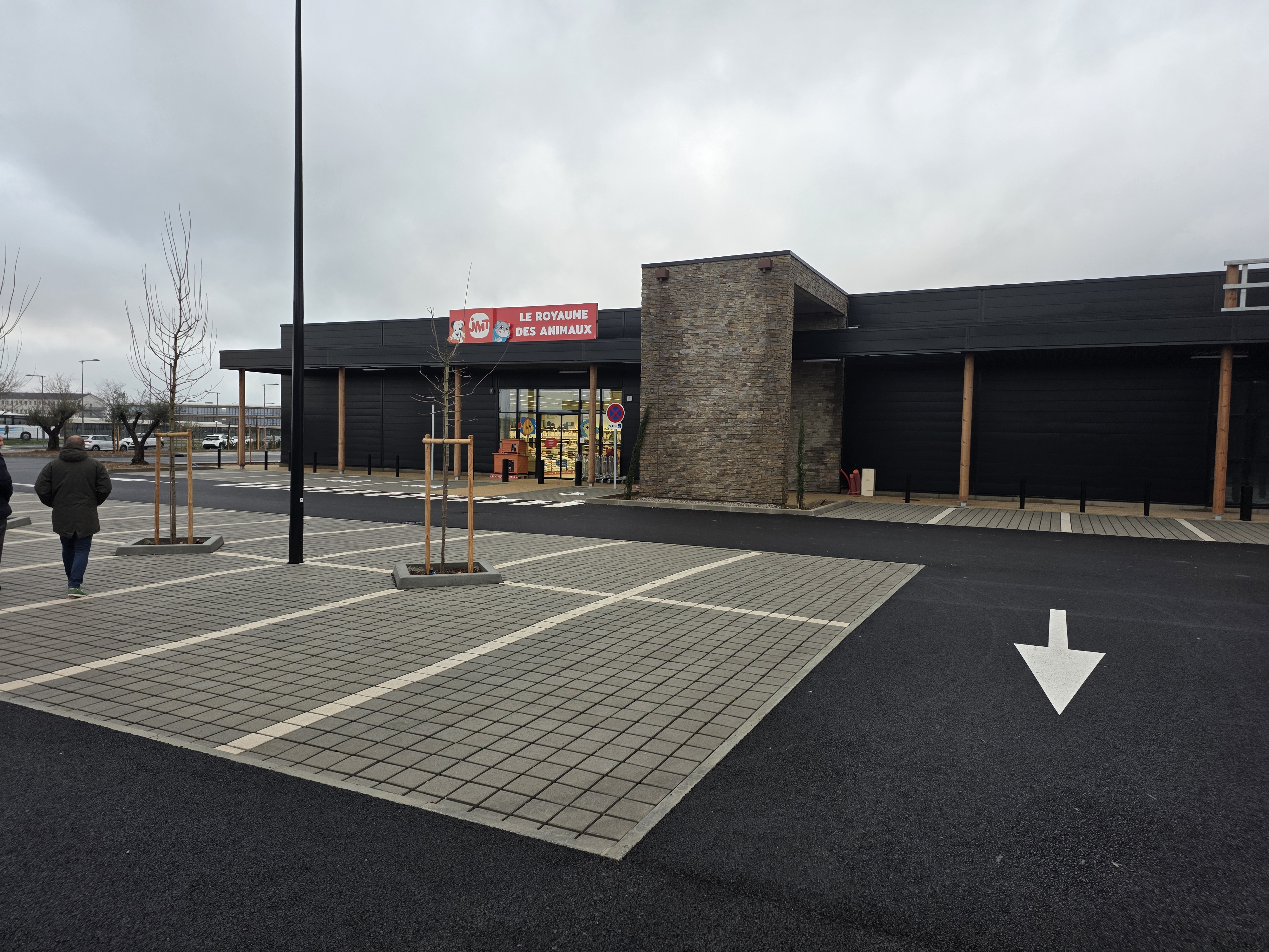 Vente de murs libres Local commercial 720 m² Lézignan-Corbières - 3