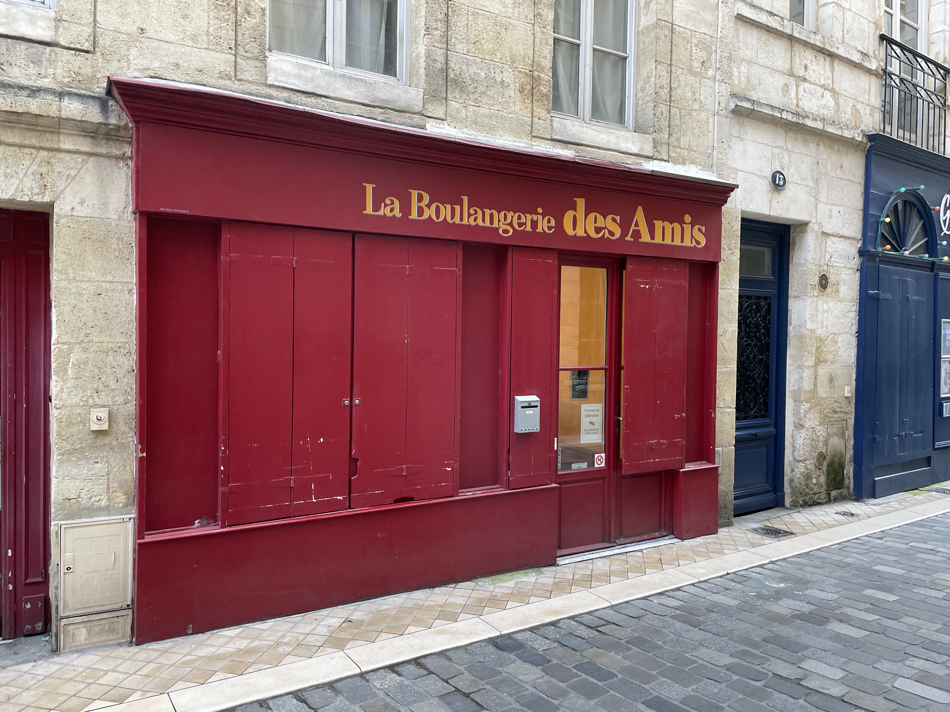 Vente de murs occupés Local commercial 76 m² Bordeaux