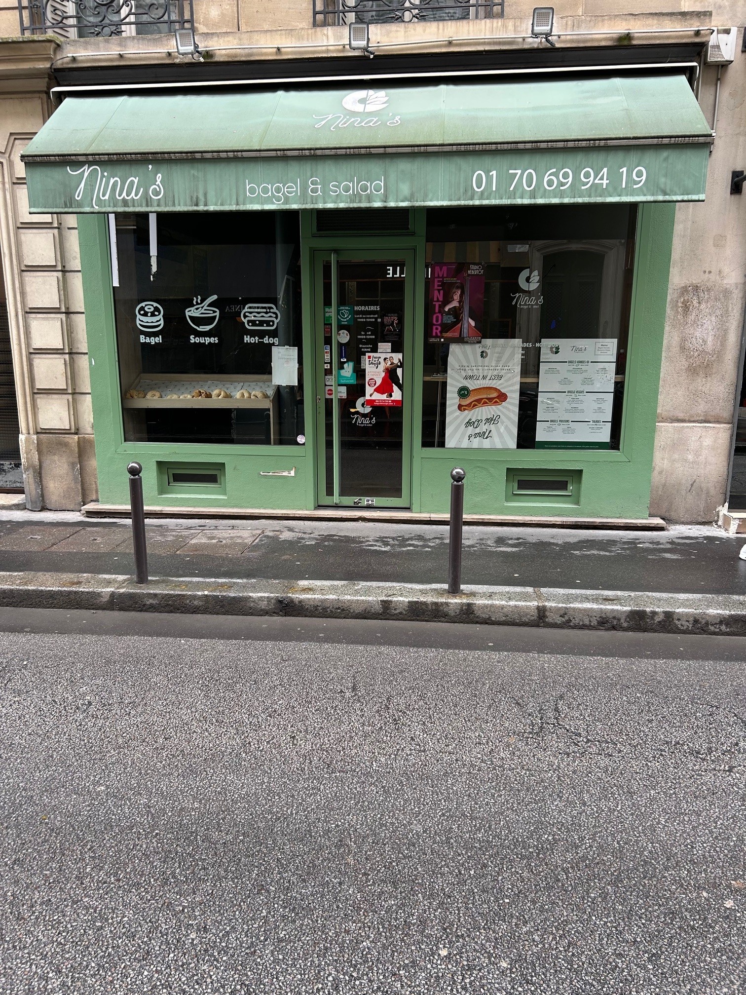 Location pure Local commercial 54 m² Paris 17e