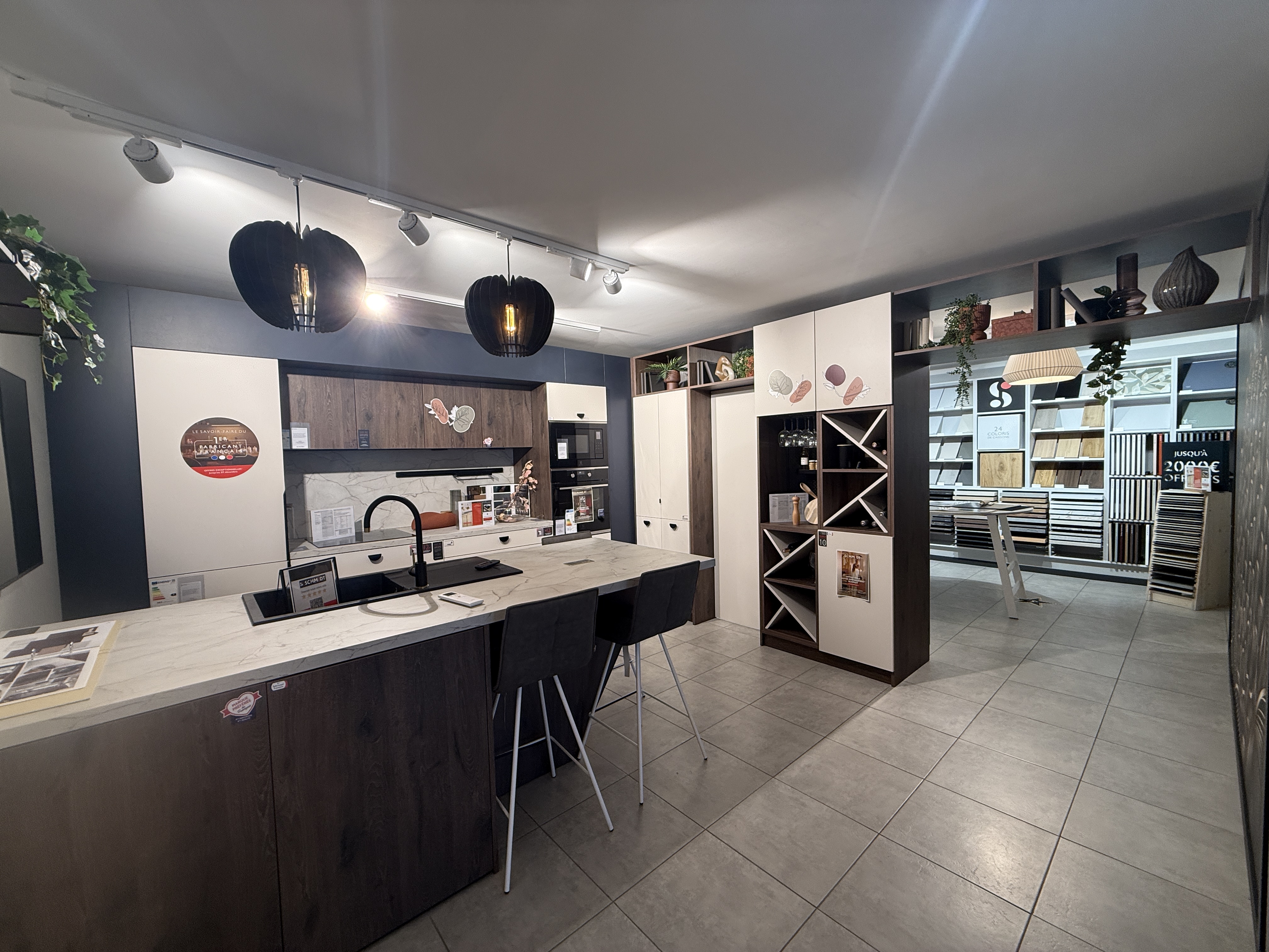 Location pure Local commercial 220 m² Le Coteau - 5