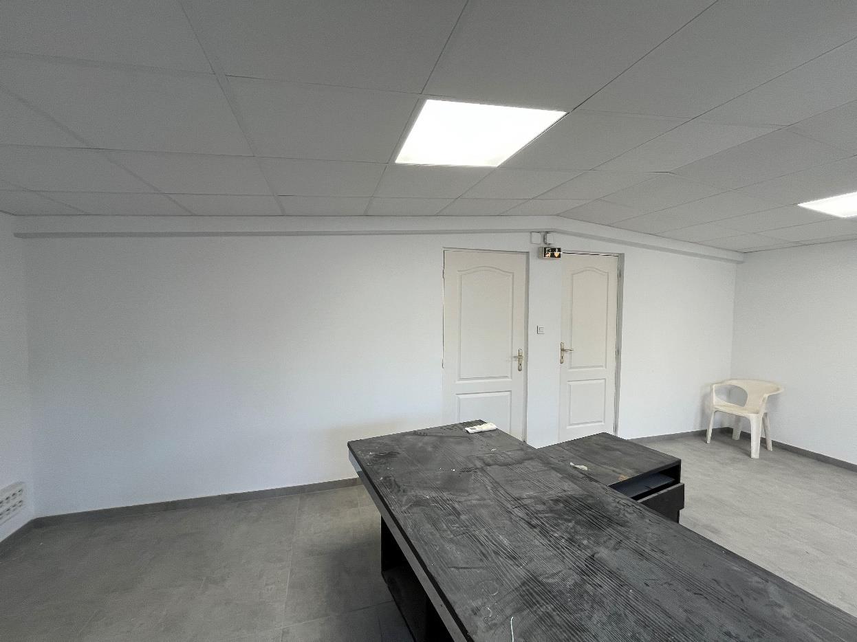 Location Entrepôt 600 m² Saint-Jean-de-Védas - 4