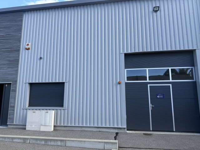 Vente de murs libres Entrepôt 204 m² Rumilly - 2