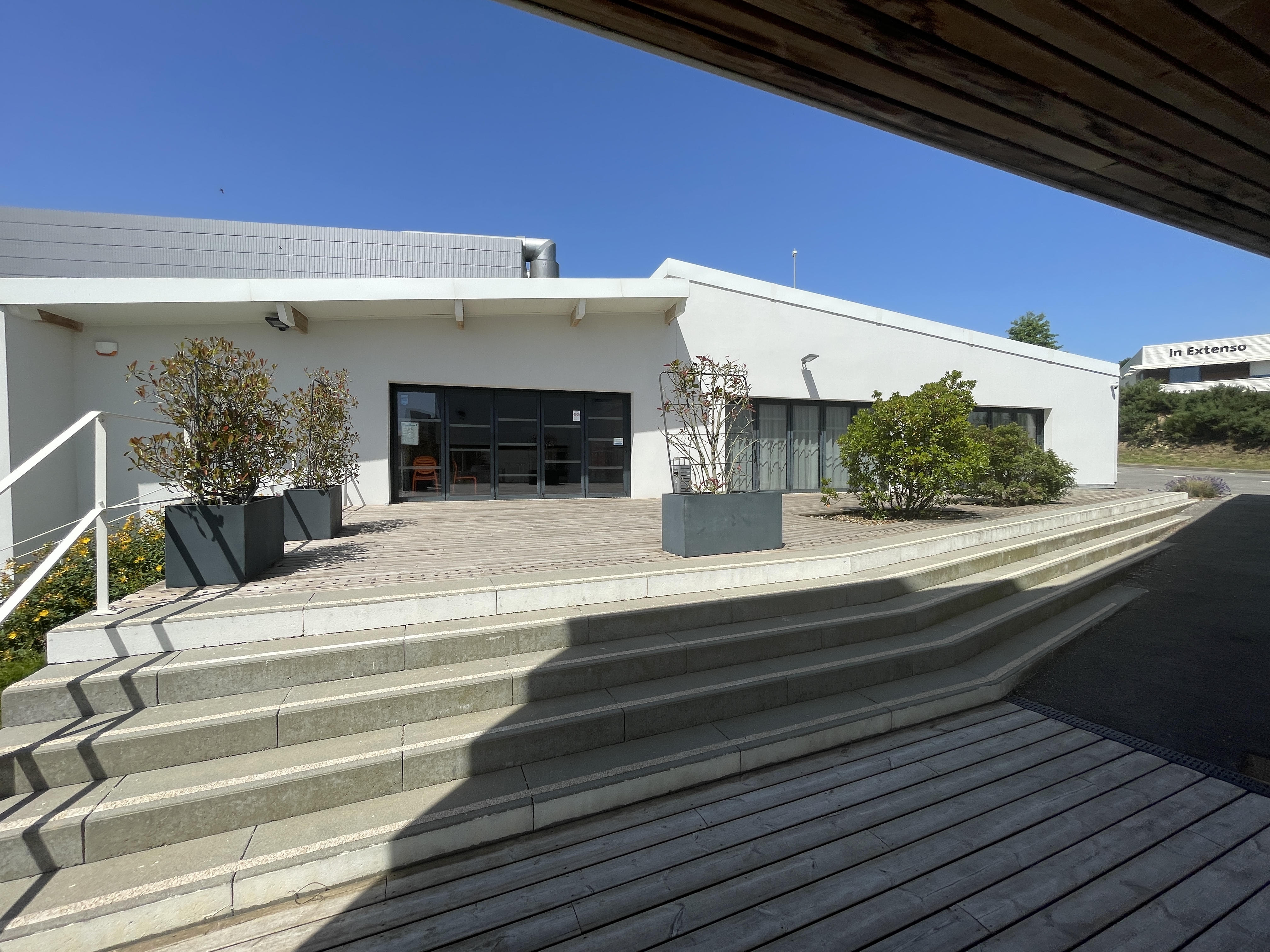 Vente de murs libres Local commercial 2 000 m² Landivisiau