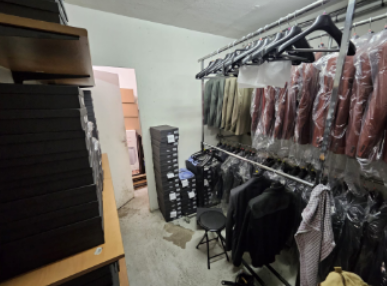 Location avec droit d'entrée Local commercial 70 m² Paris 17e - 3