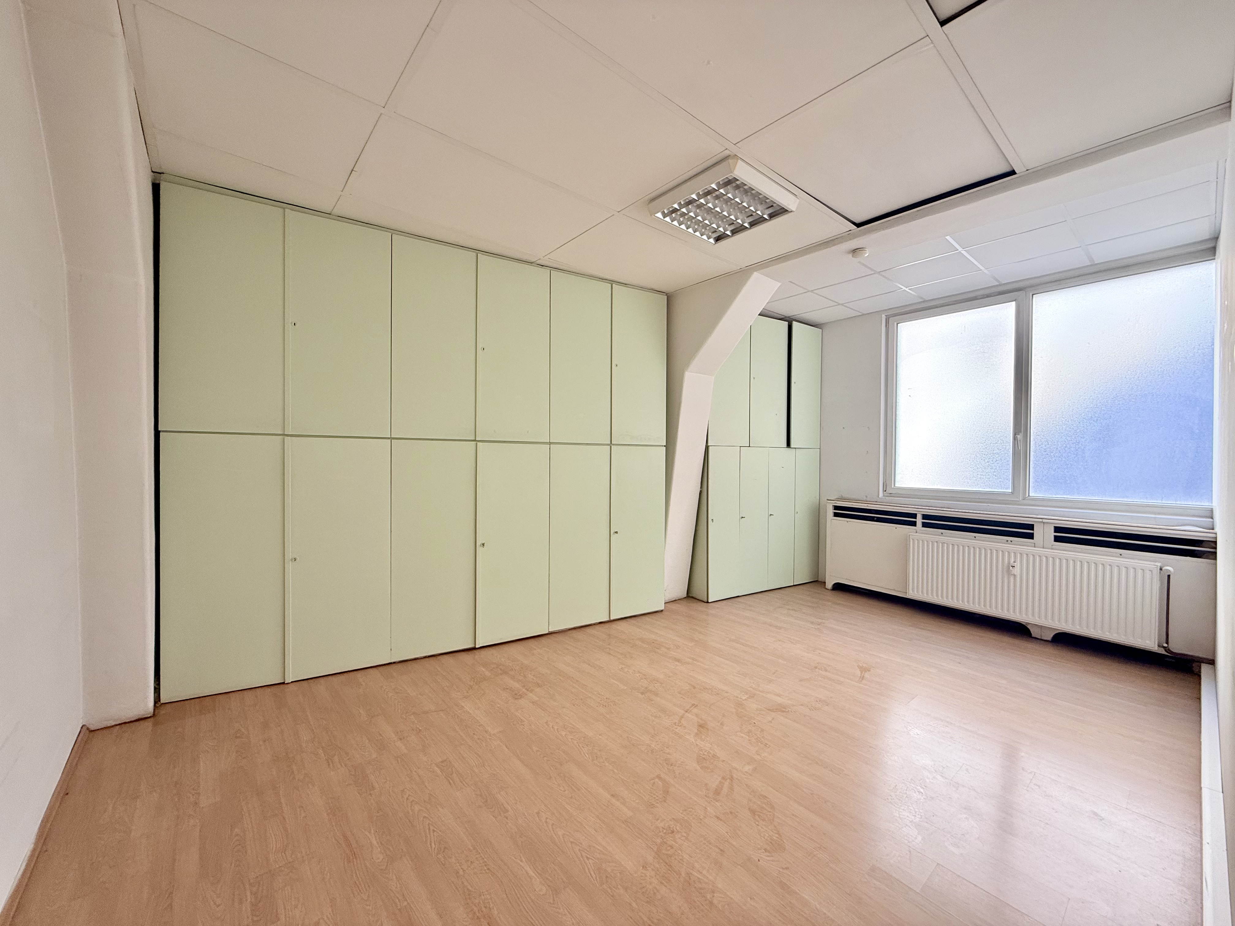 Vente de murs libres Bureaux 218 m² Mulhouse - 9