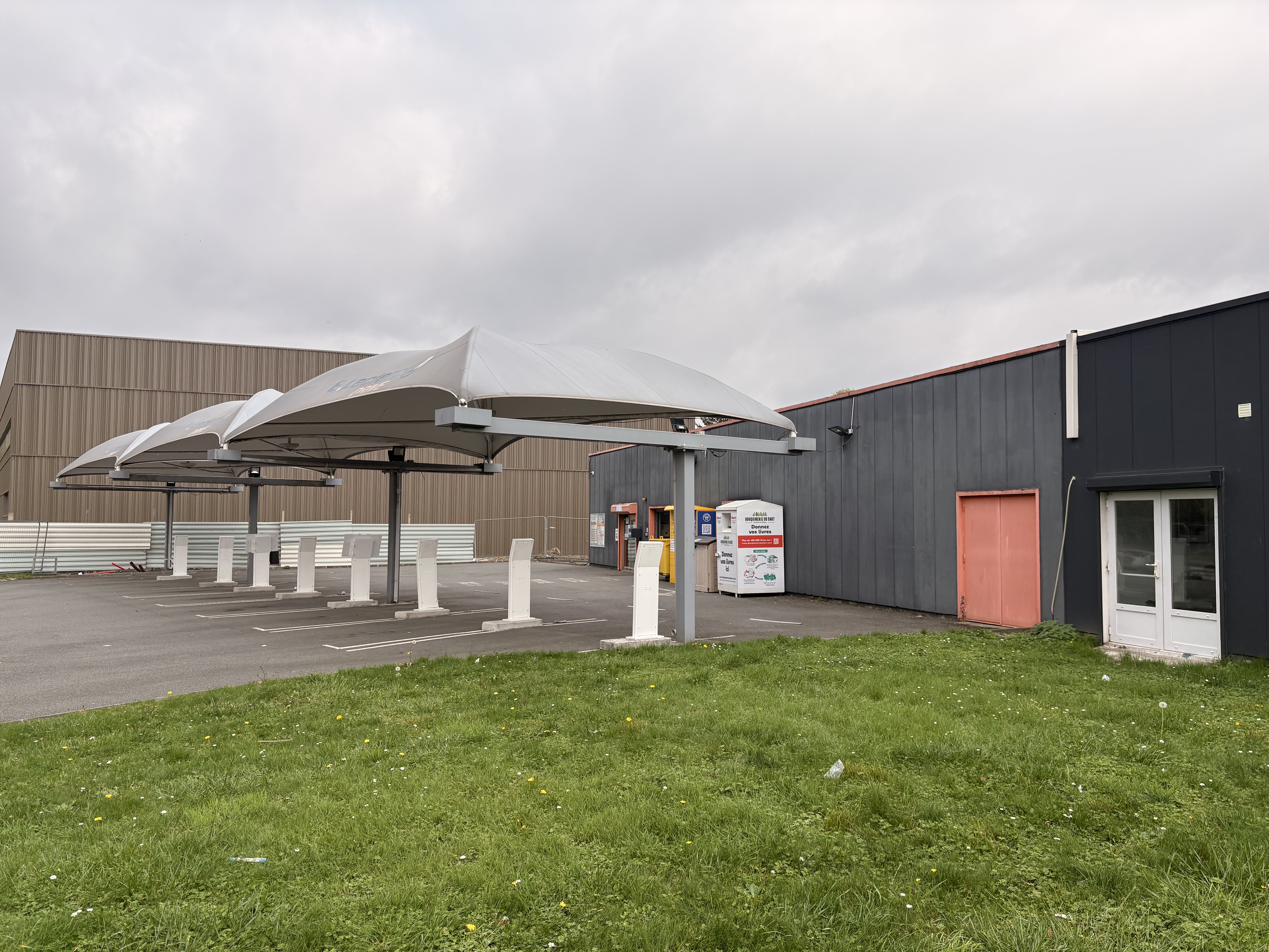Vente de murs libres Local commercial 255 m² Hem - 3