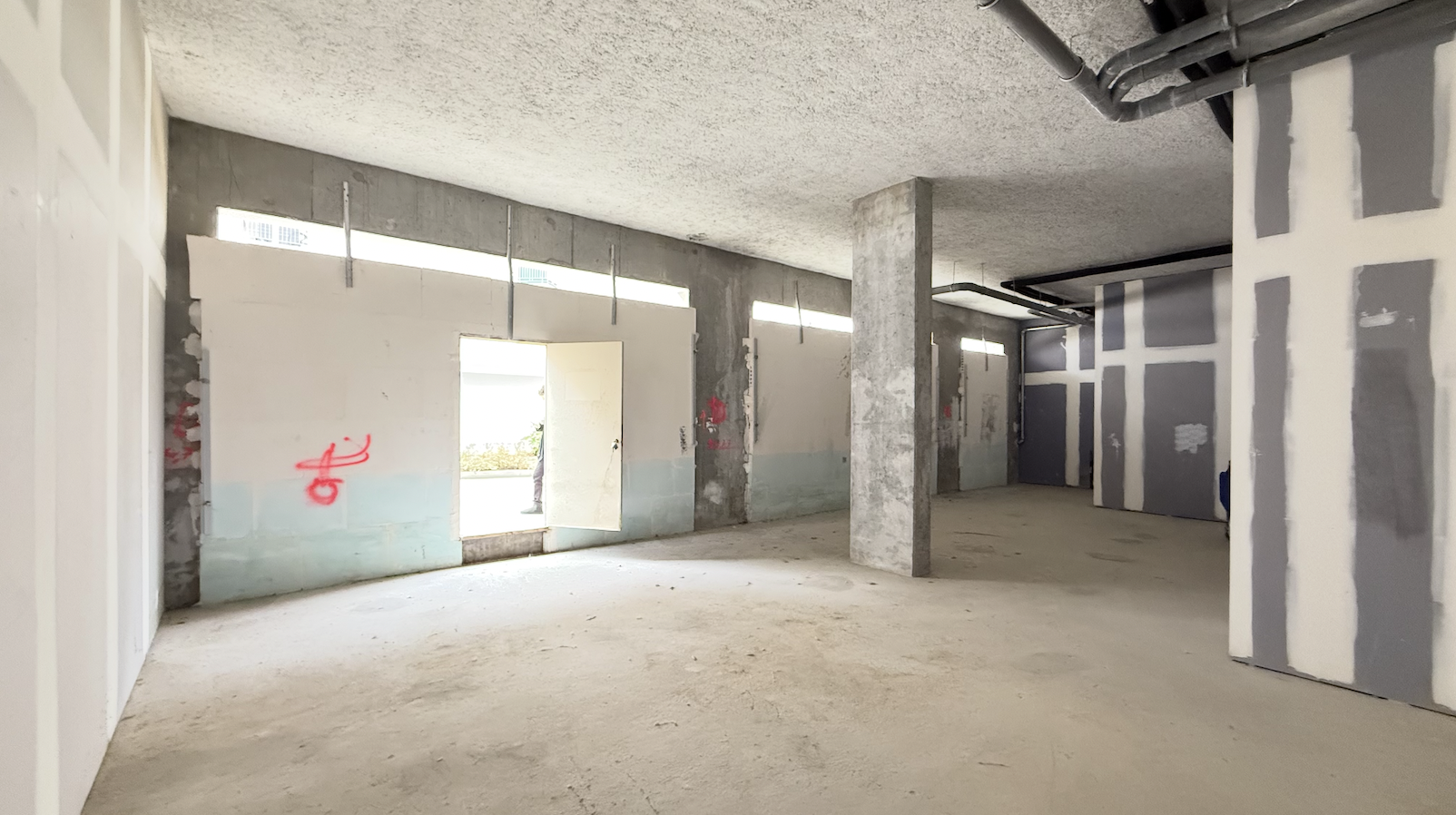 Location pure Local commercial 85 m² Noisy-le-Grand