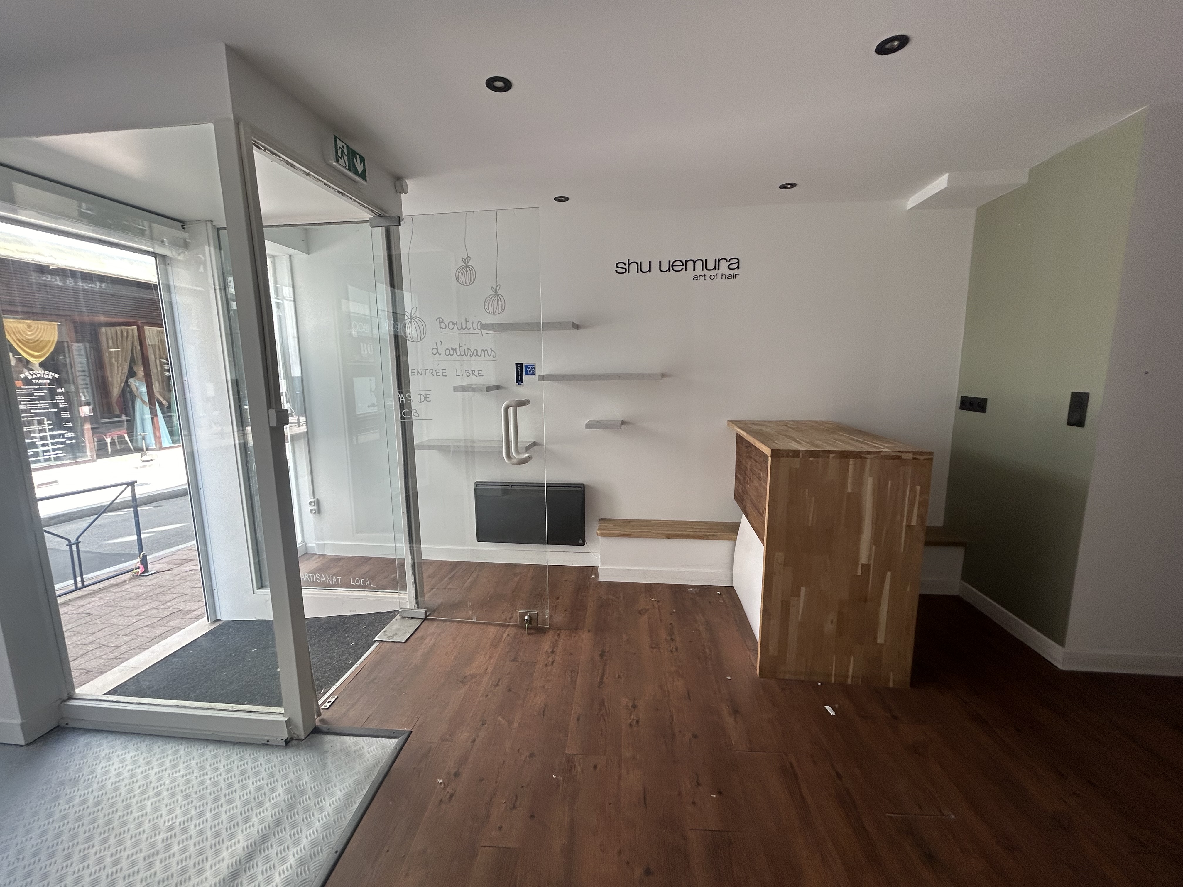 Location pure Local commercial 40 m² Limoges - 2