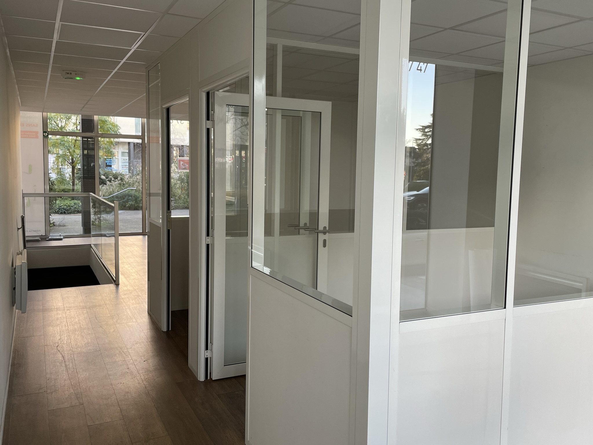 Location pure Local commercial 156 m² Chatou