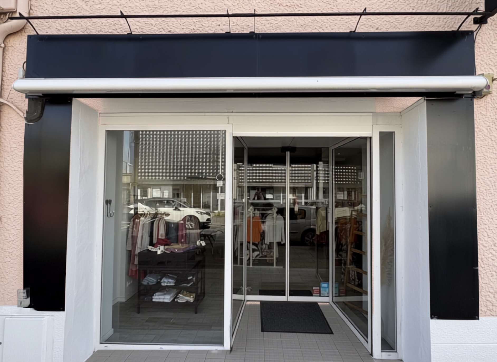 Location pure Local commercial 90 m² Rezé - 3